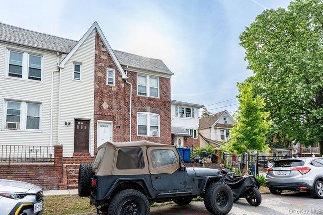 Single Family 198th Street  Queens, NY 11423, MLS-1022926-31