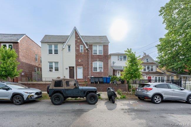 Single Family 198th Street  Queens, NY 11423, MLS-1022926-33