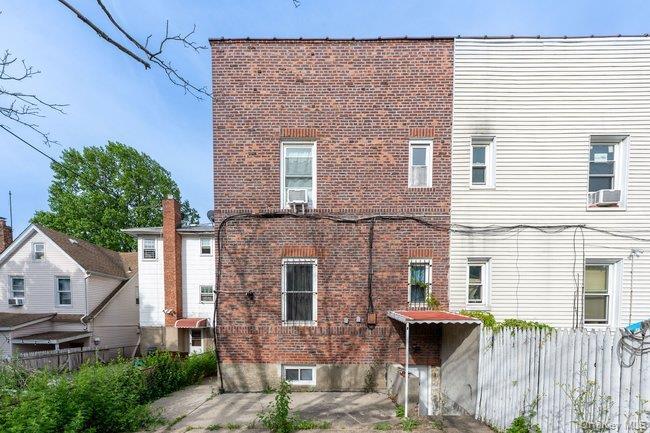 Single Family 198th Street  Queens, NY 11423, MLS-1022926-38