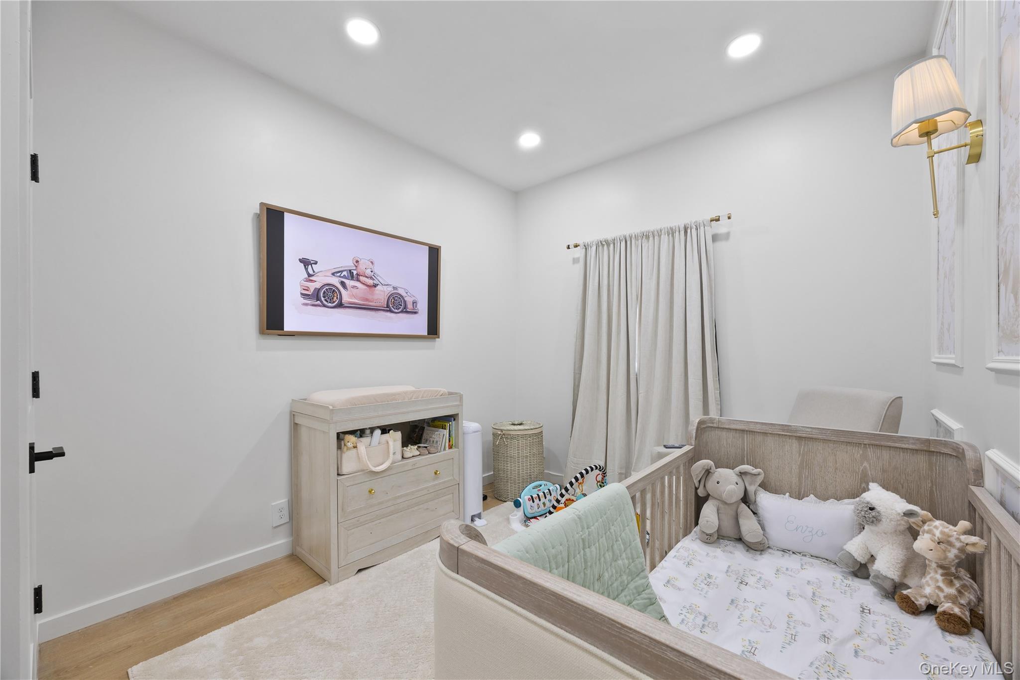 Single Family Fielding Street  Bronx, NY 10469, MLS-1022939-24