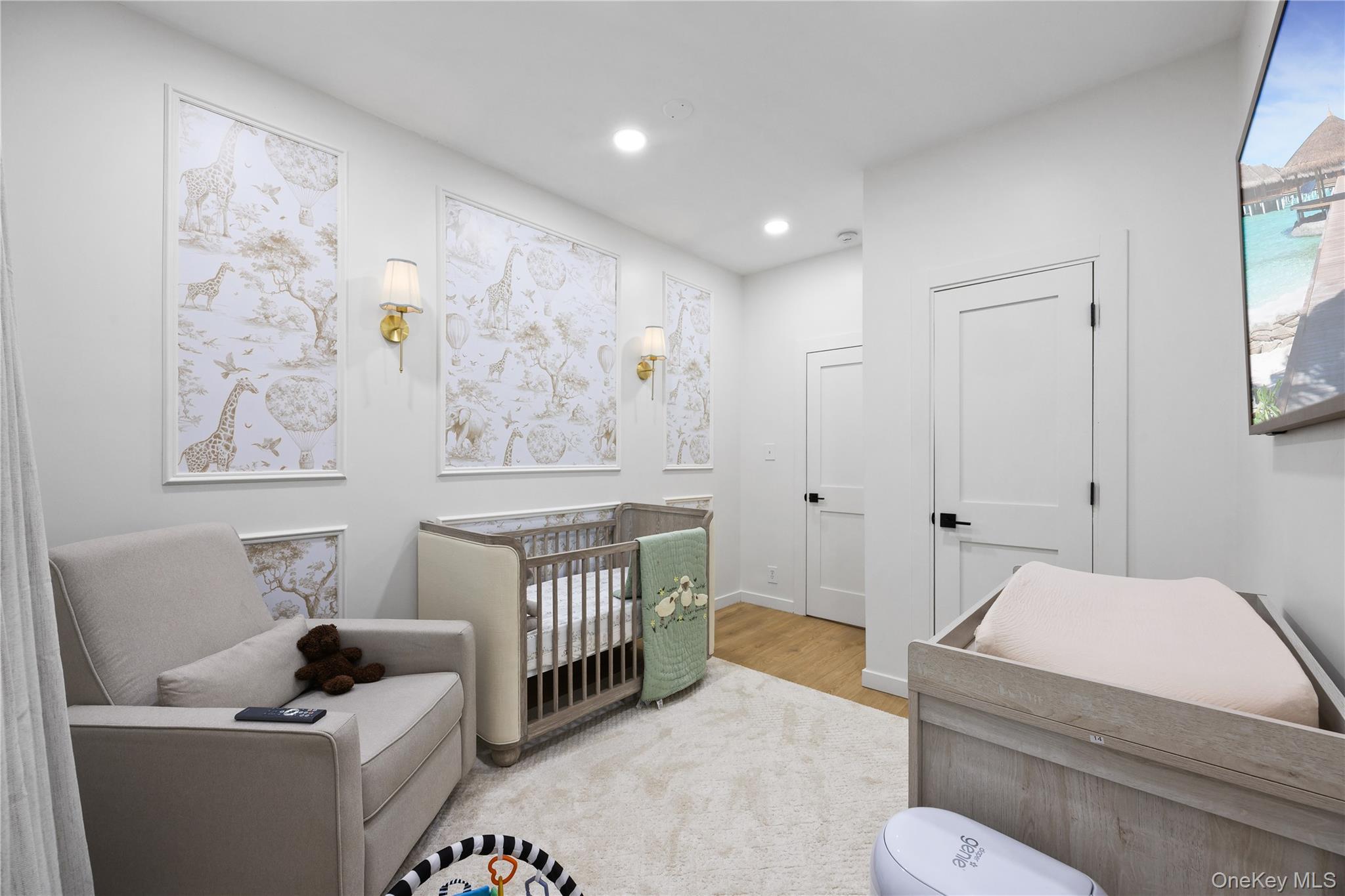 Single Family Fielding Street  Bronx, NY 10469, MLS-1022939-25