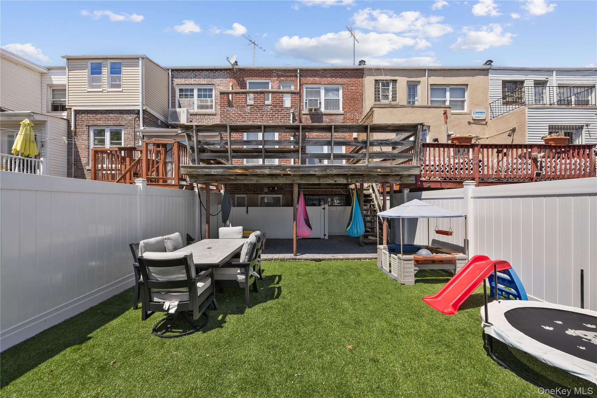 Single Family Fielding Street  Bronx, NY 10469, MLS-1022939-42