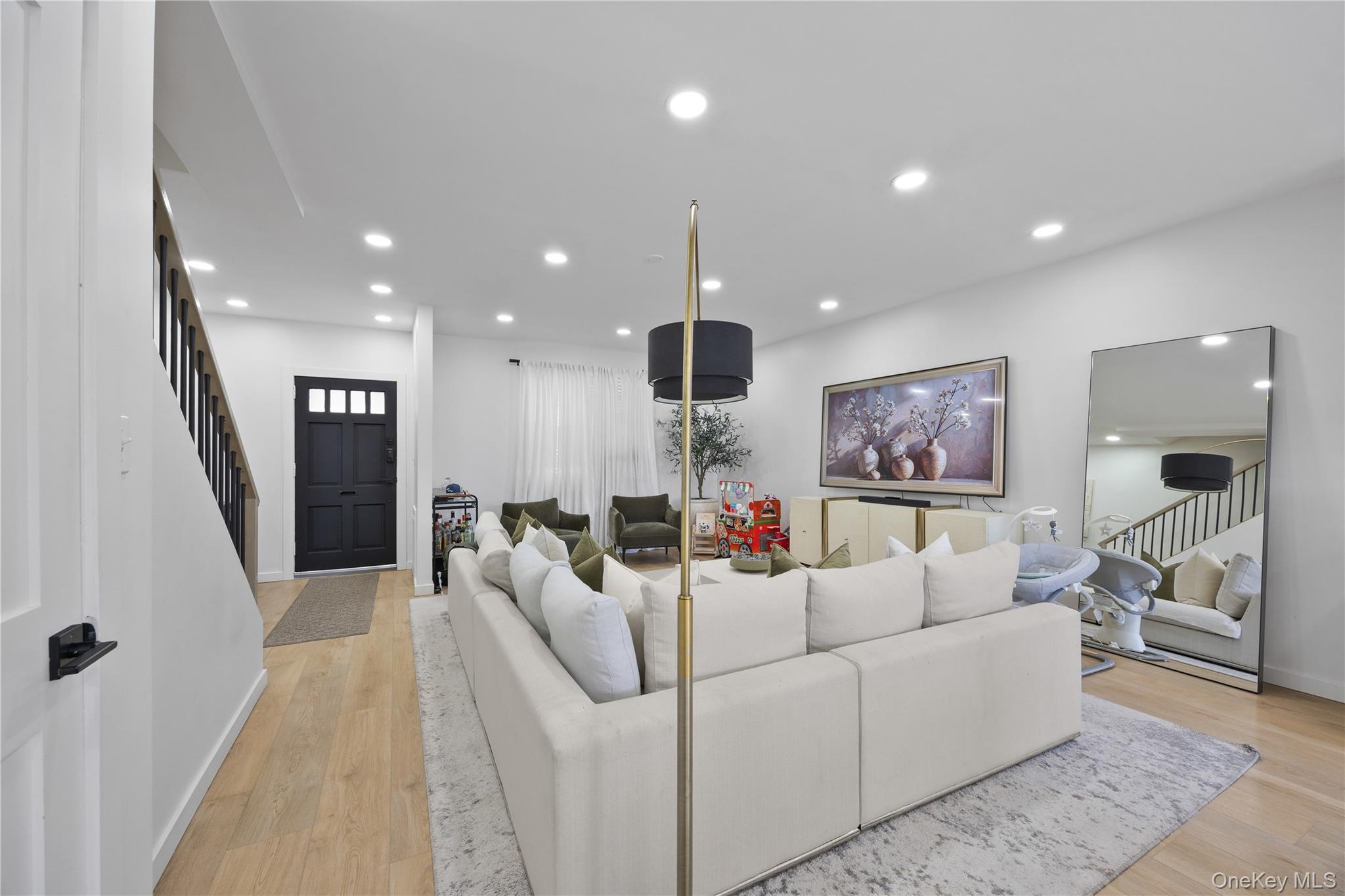 Single Family Fielding Street  Bronx, NY 10469, MLS-1022939-8