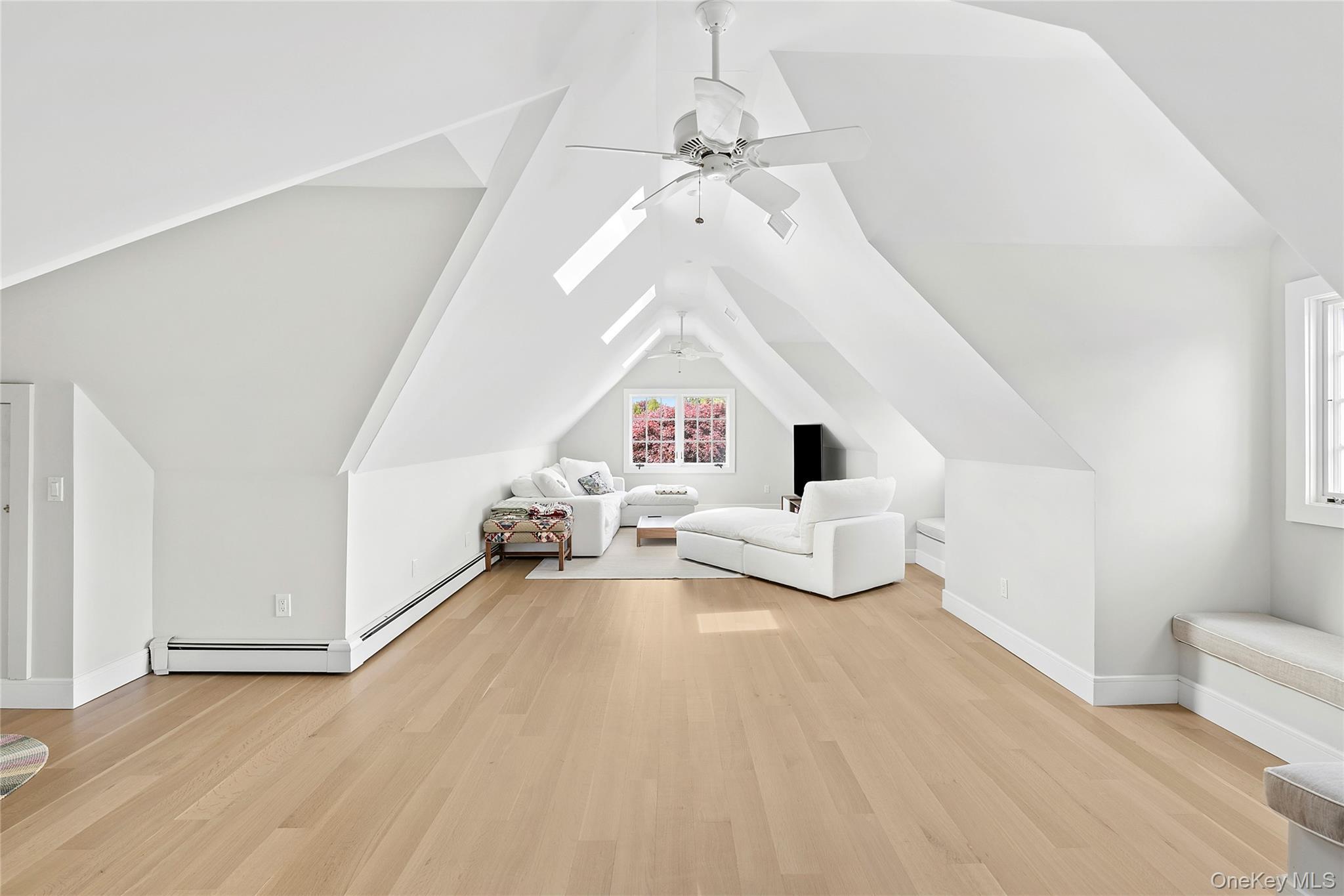 Single Family Post Crossing  Suffolk County, NY 11968, MLS-1022948-22