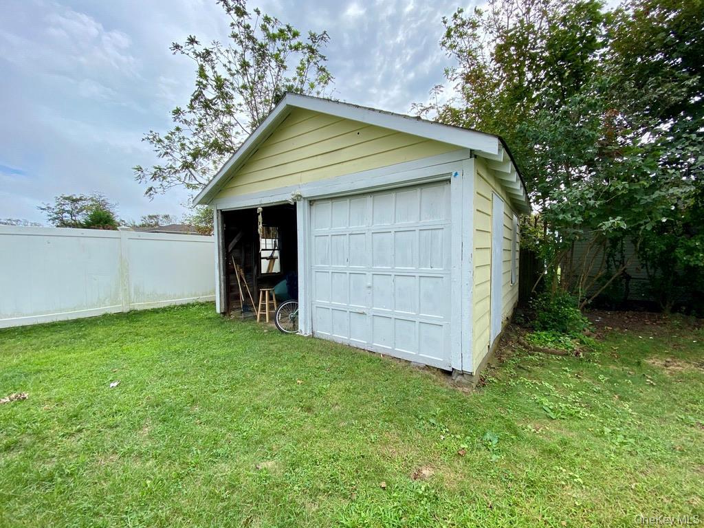 Single Family S Broadway  Suffolk County, NY 11757, MLS-1022950-22