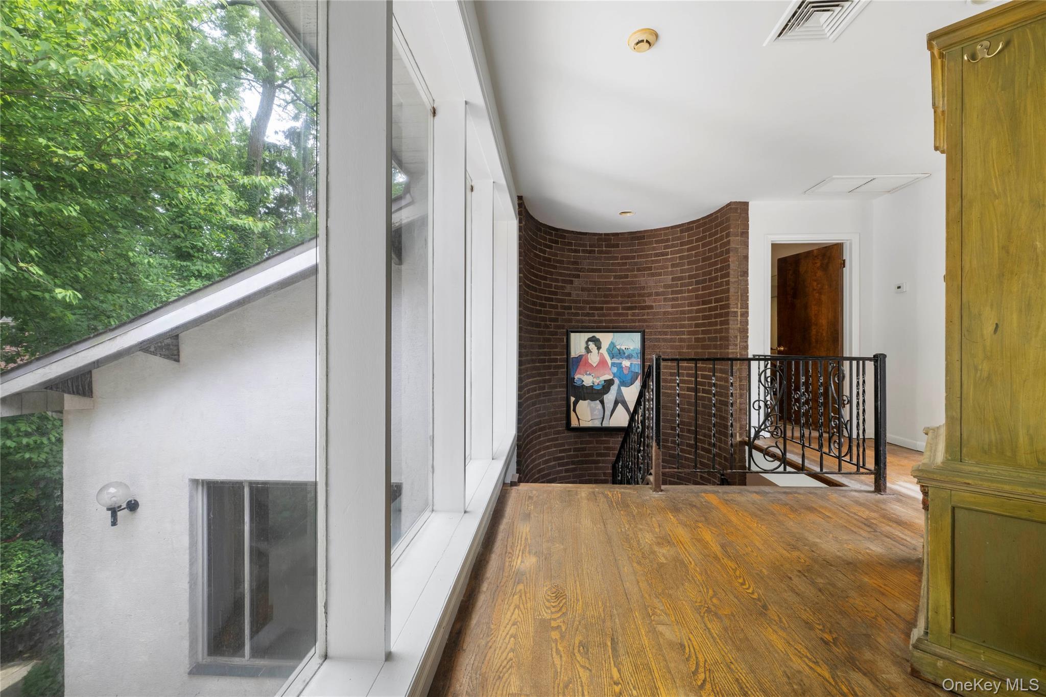 Single Family Arlington Avenue Bronx, NY 10471, MLS-1022953-19