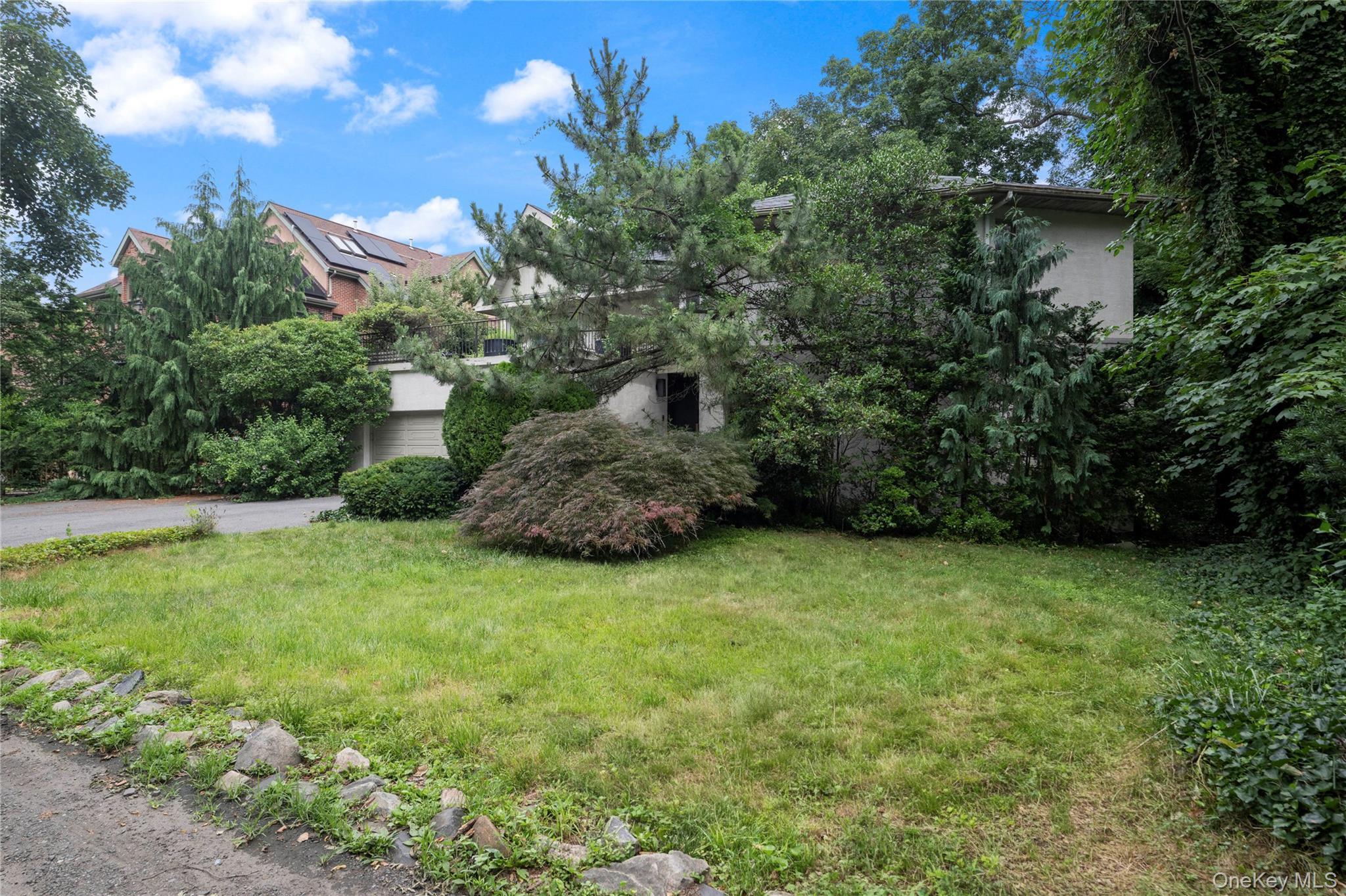 Single Family Arlington Avenue Bronx, NY 10471, MLS-1022953-2