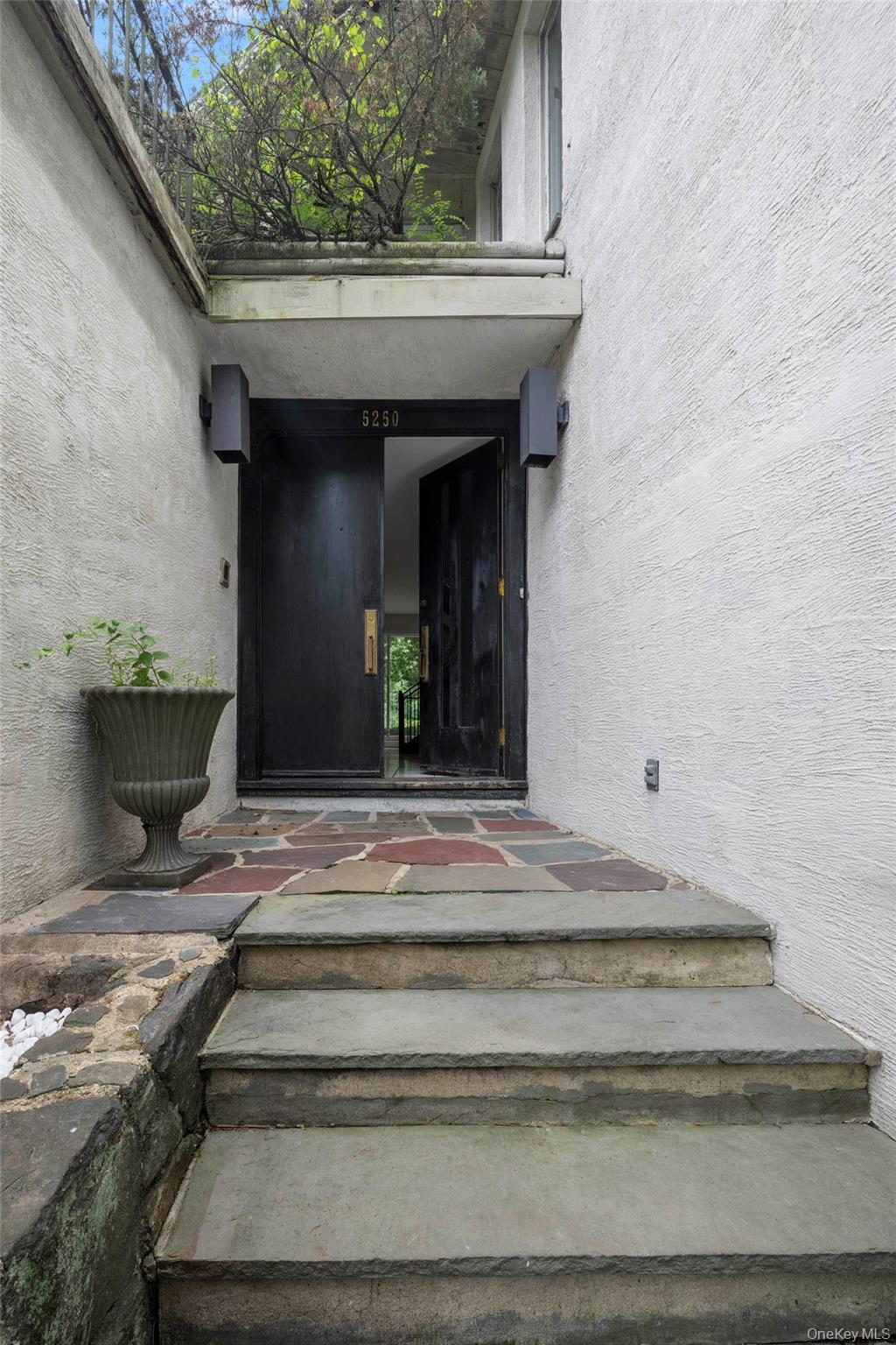Single Family Arlington Avenue Bronx, NY 10471, MLS-1022953-4