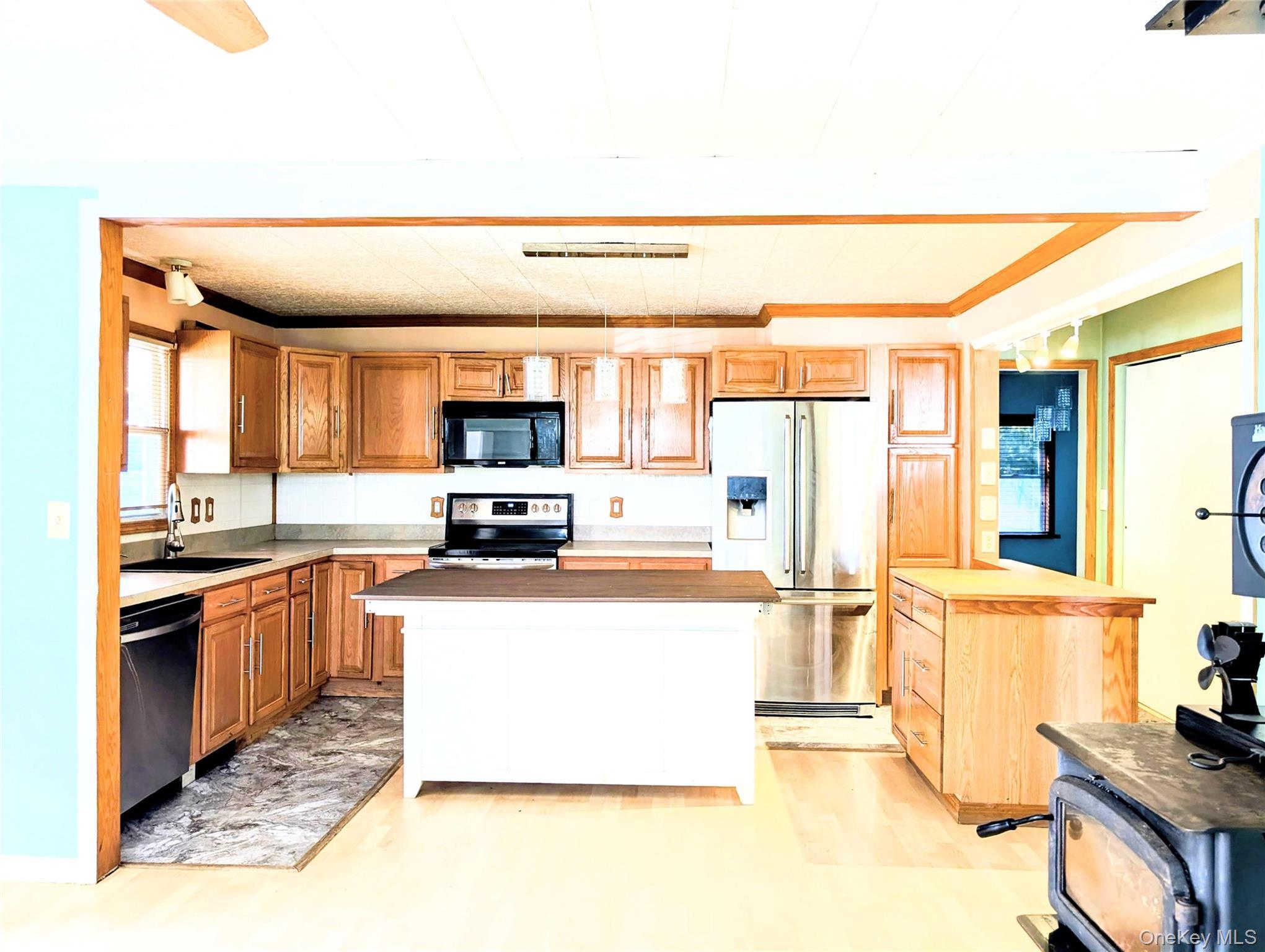 Single Family Carrier Street Sullivan County, NY 12754, MLS-1022972-11
