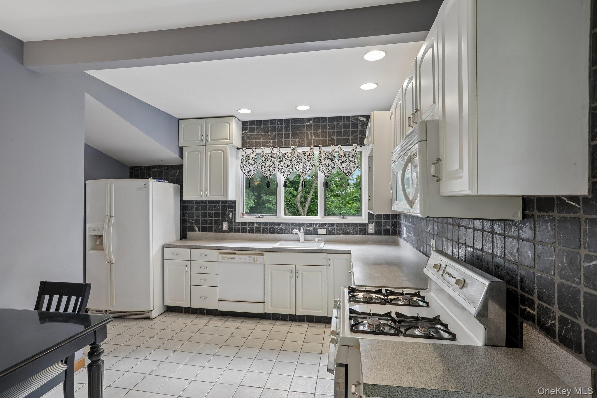 Single Family Sunset Heights Orange County, NY 10950, MLS-1022990-13