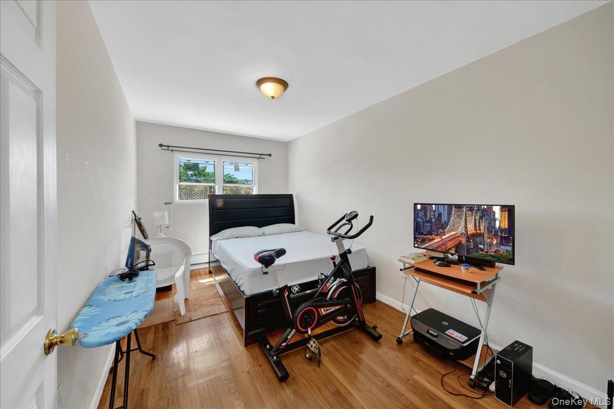 Single Family Torry Avenue Bronx, NY 10473, MLS-1023004-13