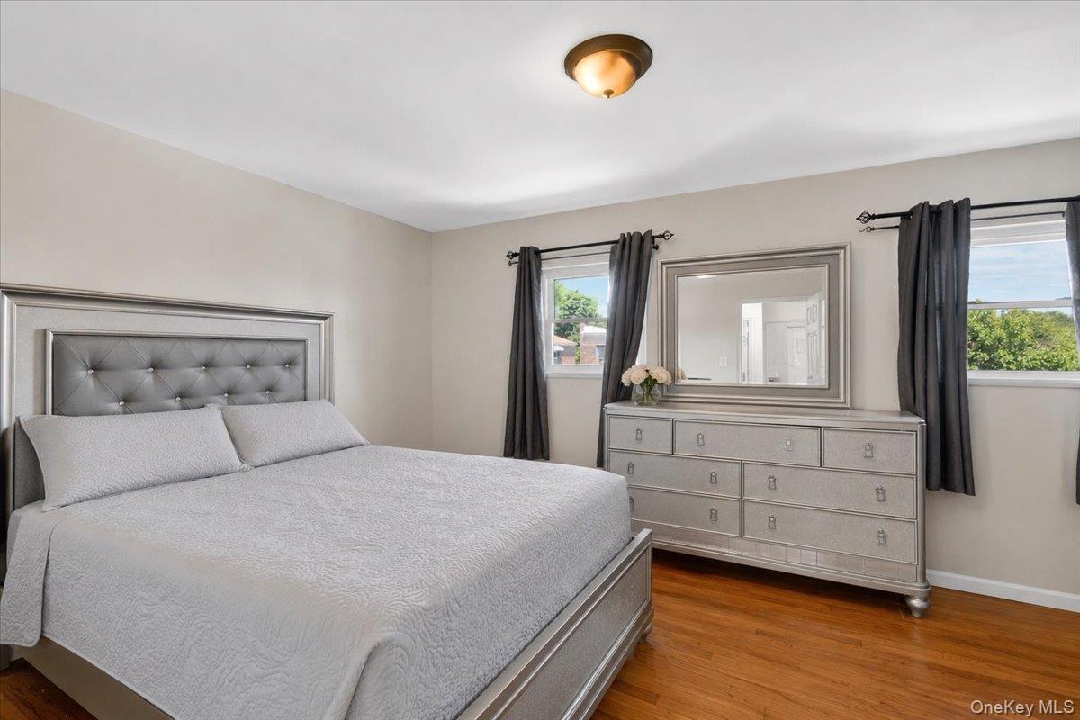 Single Family Torry Avenue Bronx, NY 10473, MLS-1023004-15