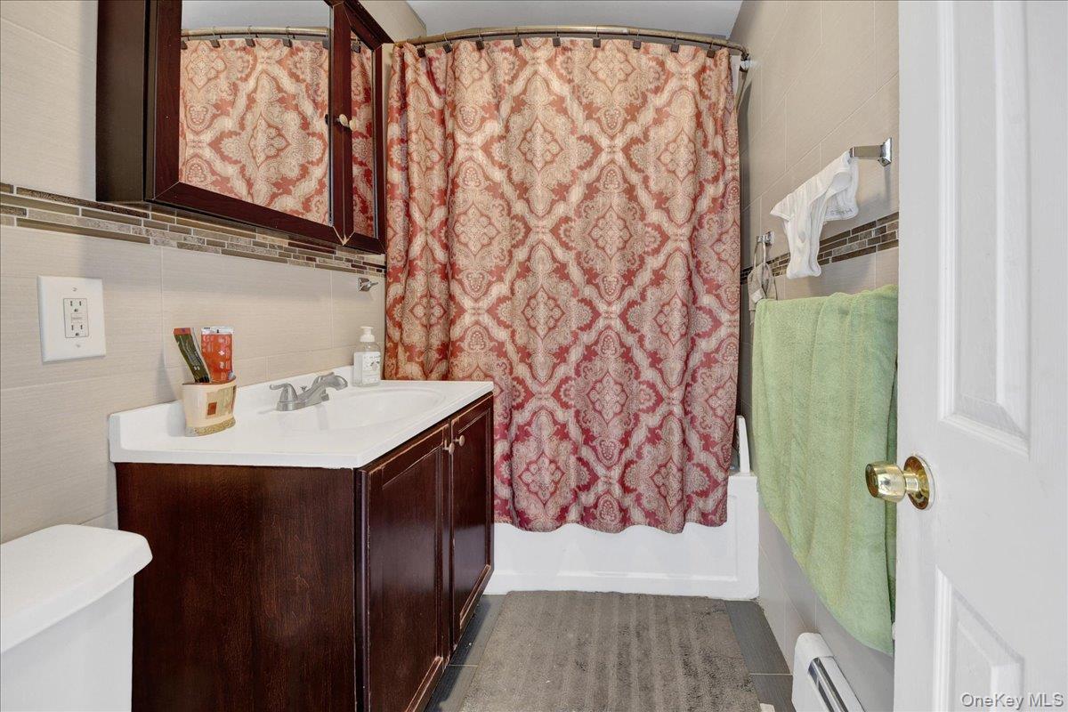 Single Family Torry Avenue Bronx, NY 10473, MLS-1023004-18