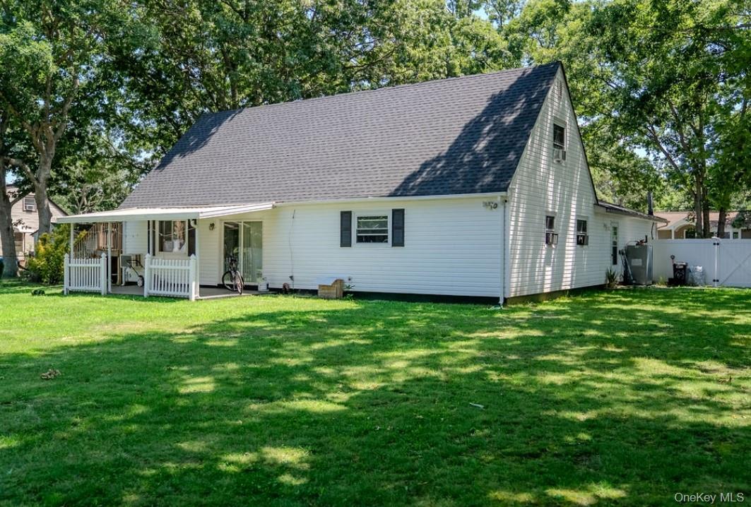 Single Family Fig Street  Suffolk County, NY 11722, MLS-1023022-26