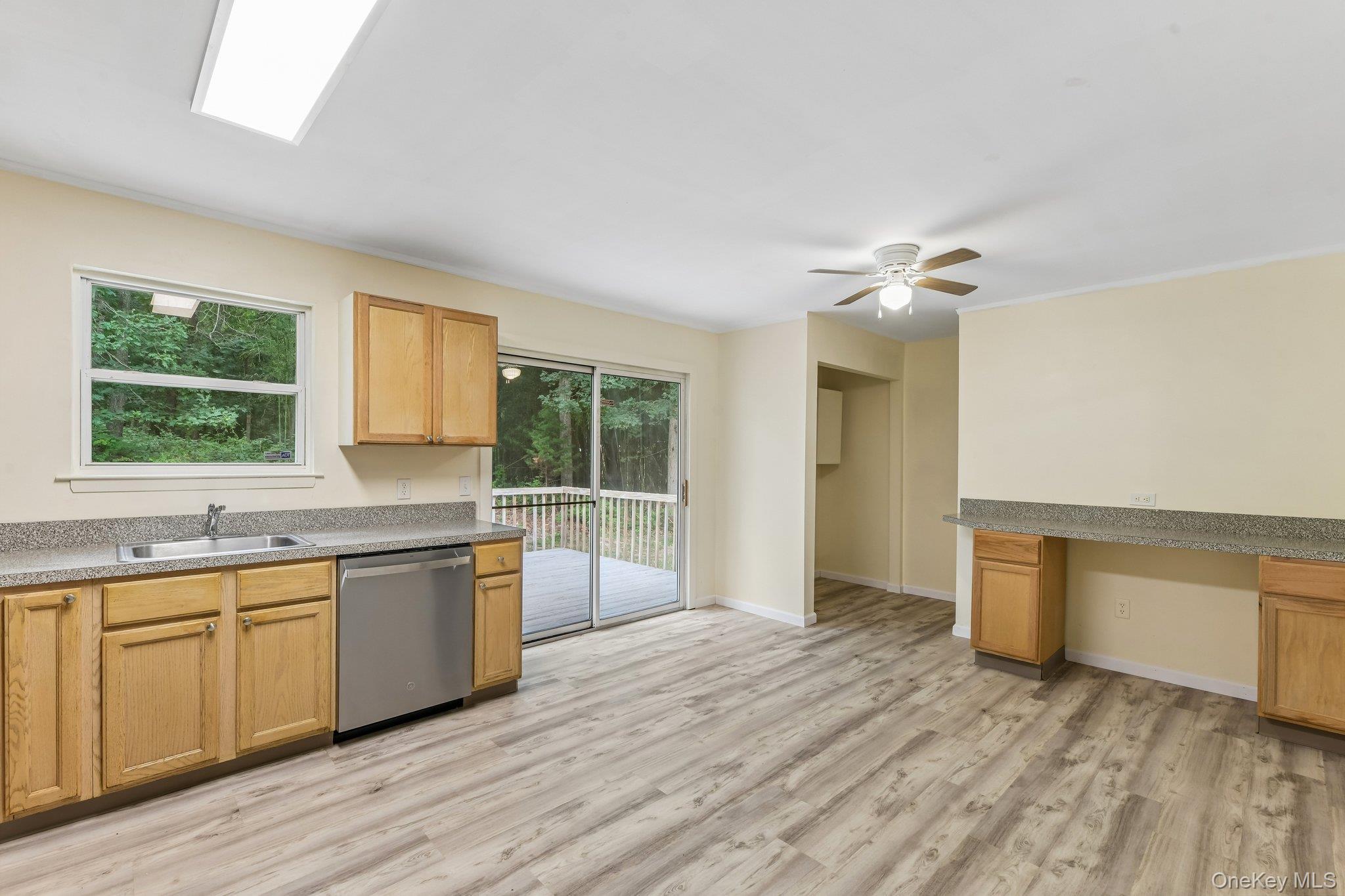 Single Family Red Maple Road Suffolk County, NY 11961, MLS-1023024-13