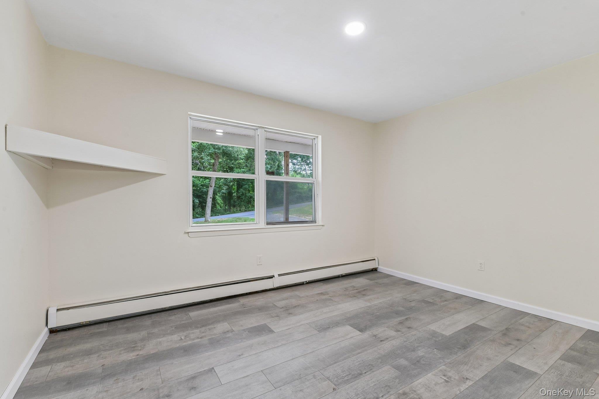 Single Family Red Maple Road Suffolk County, NY 11961, MLS-1023024-17