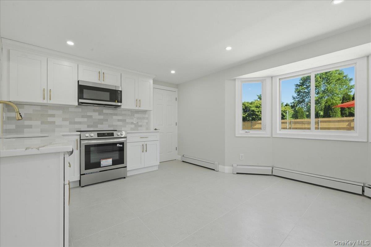 Single Family Bernice Court  Suffolk County, NY 11727, MLS-1023030-12