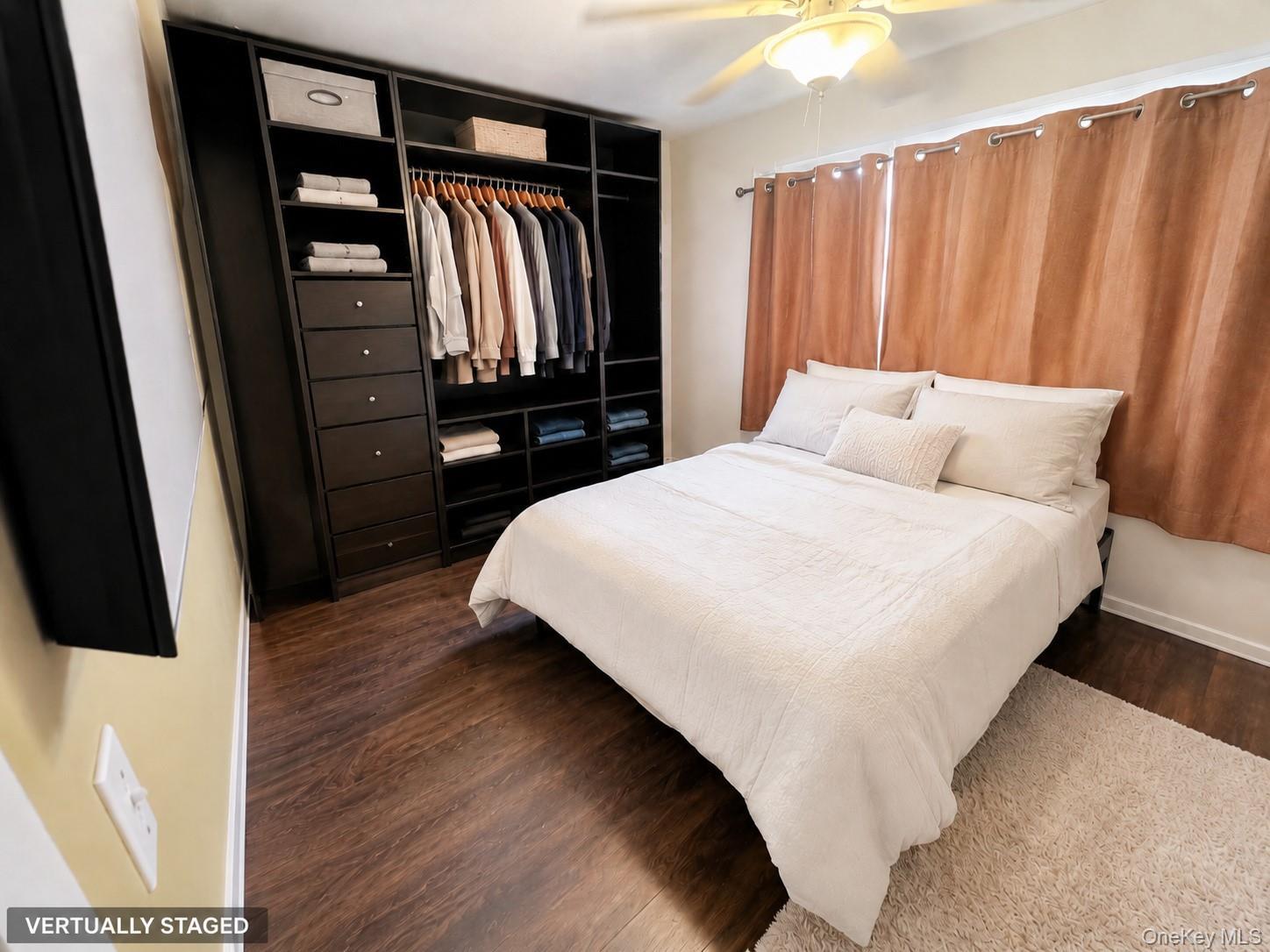 Single Family Sutter Avenue Queens, NY 11417, MLS-1023042-17