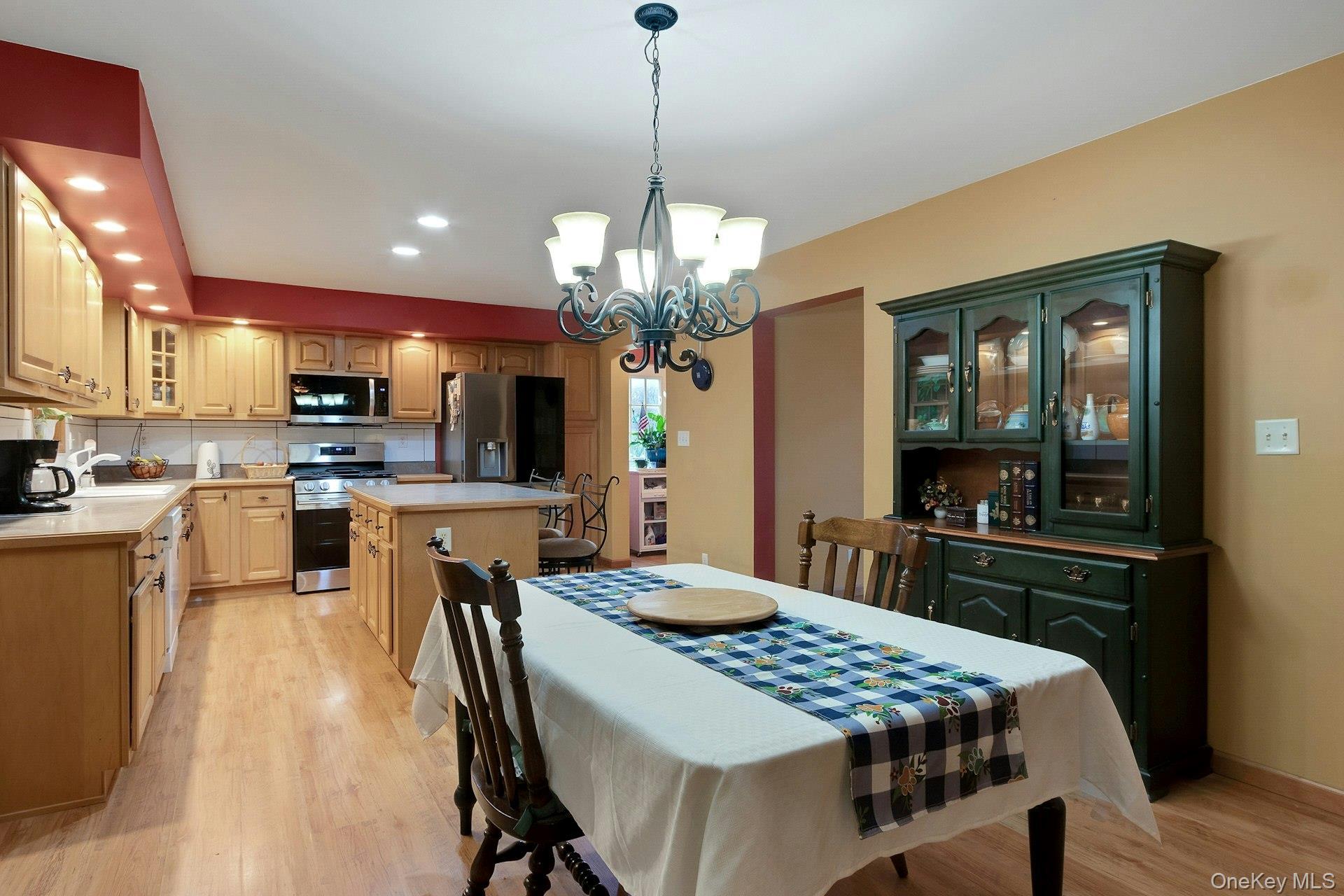 Single Family Hoyt Street Ulster County, NY 12466, MLS-1023045-14