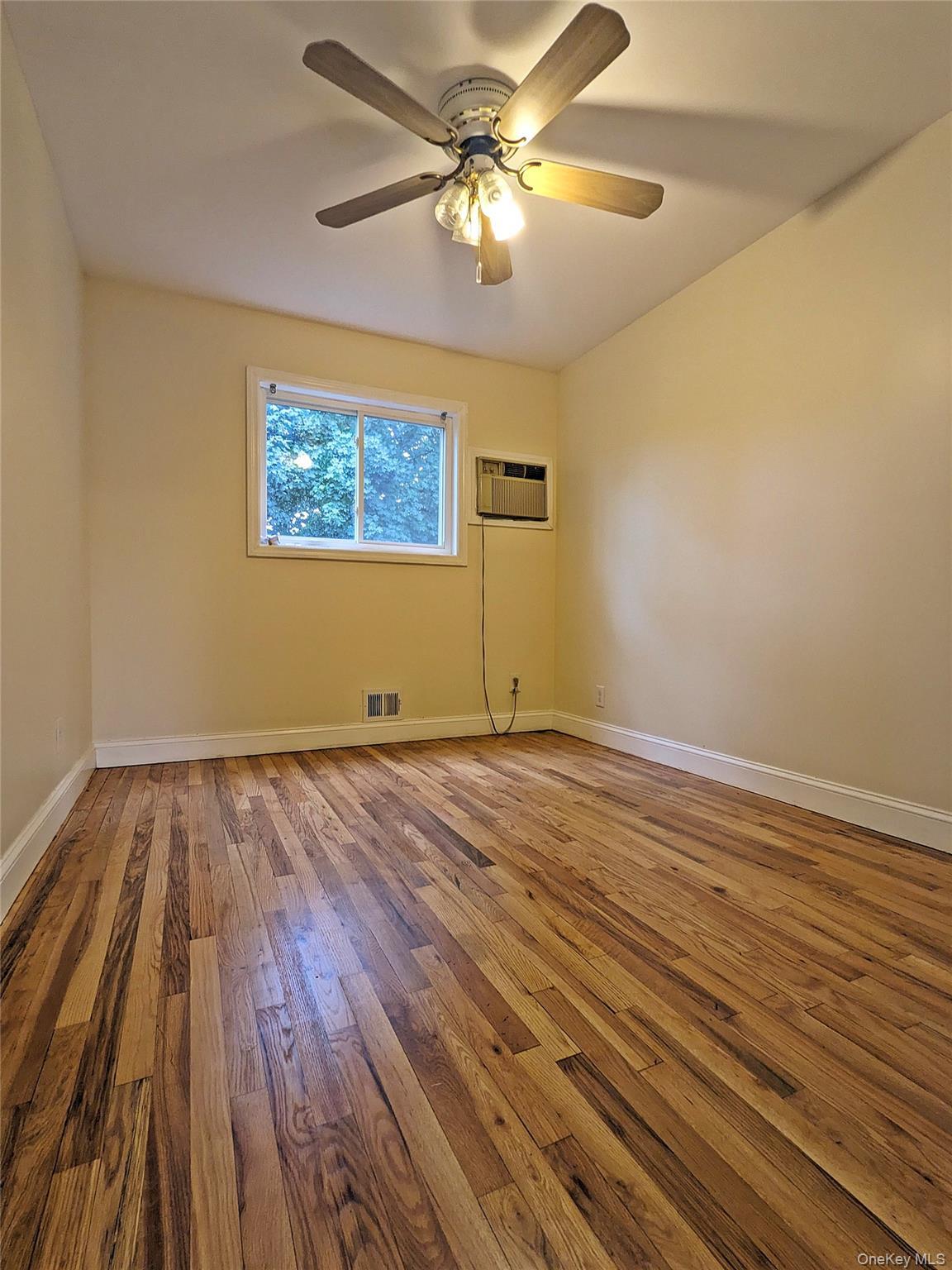 Single Family Berkeley Avenue Suffolk County, NY 11784, MLS-1023059-19