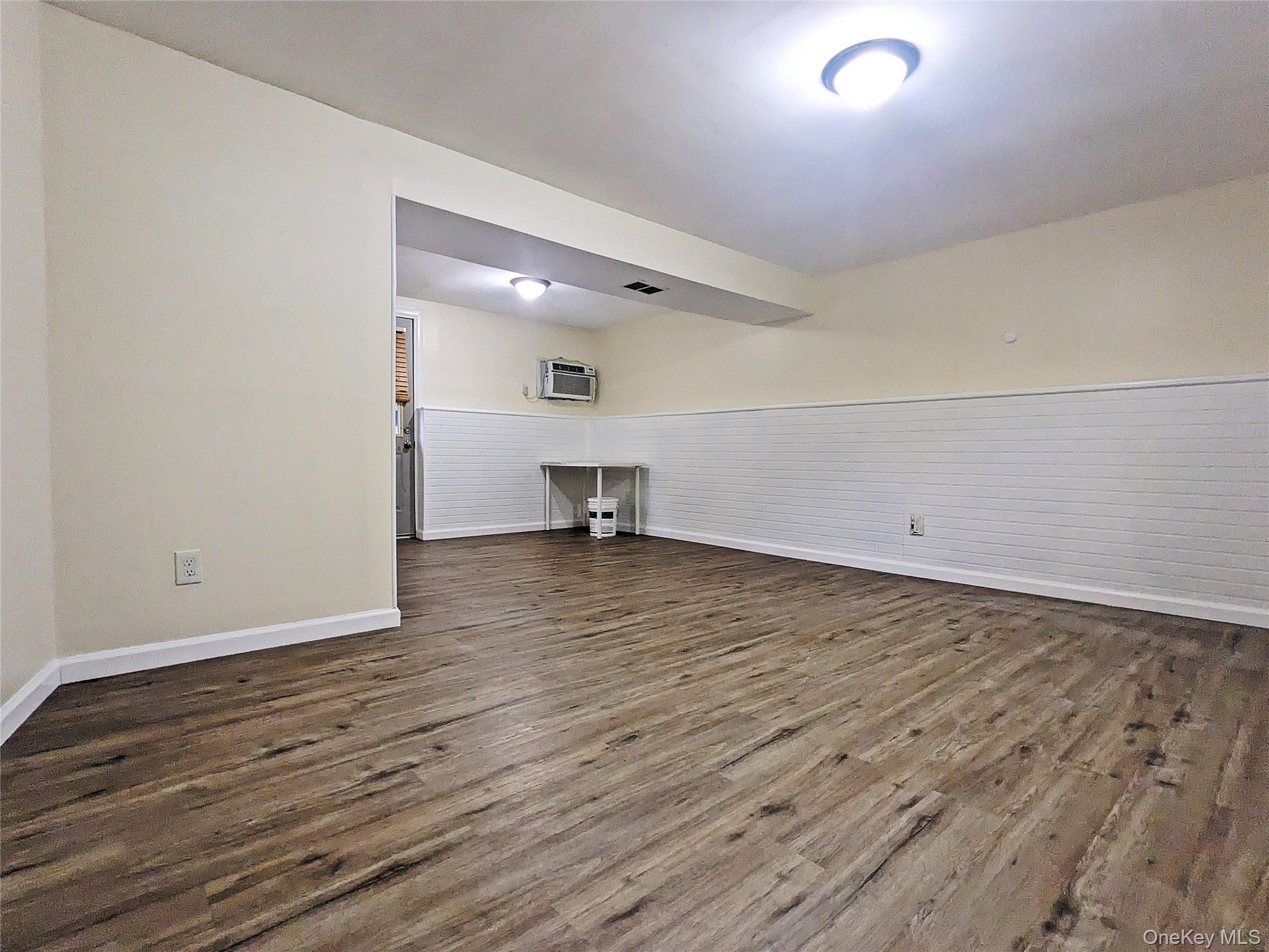 Single Family Berkeley Avenue Suffolk County, NY 11784, MLS-1023059-22
