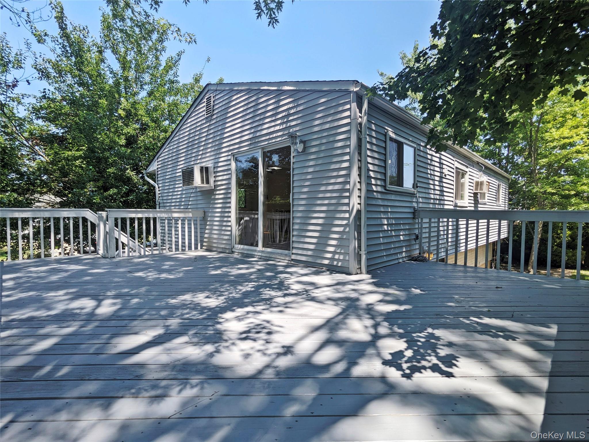 Single Family Berkeley Avenue  Suffolk County, NY 11784, MLS-1023059-26