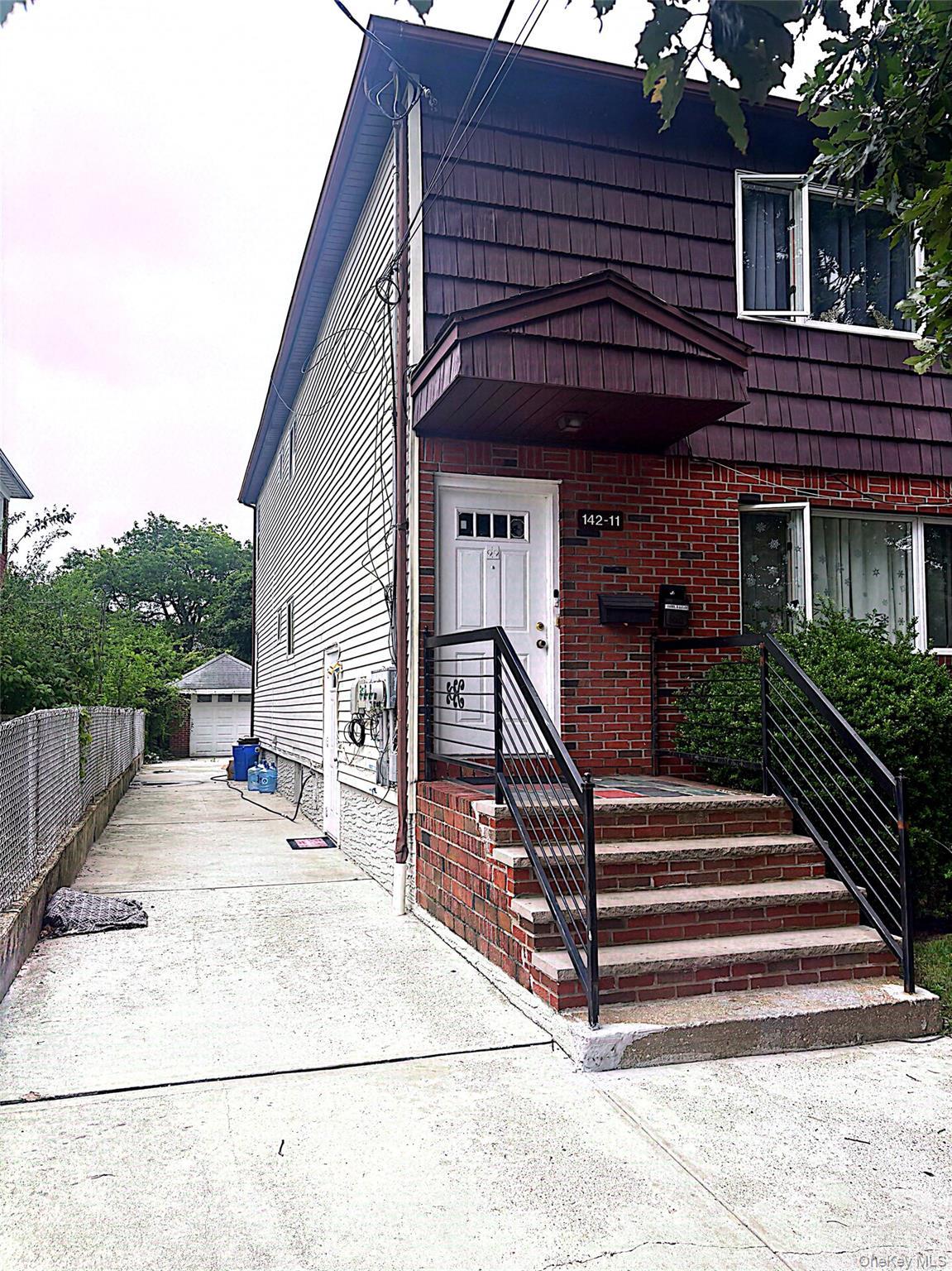 Single Family 254th Street  Queens, NY 11422, MLS-1023060-2