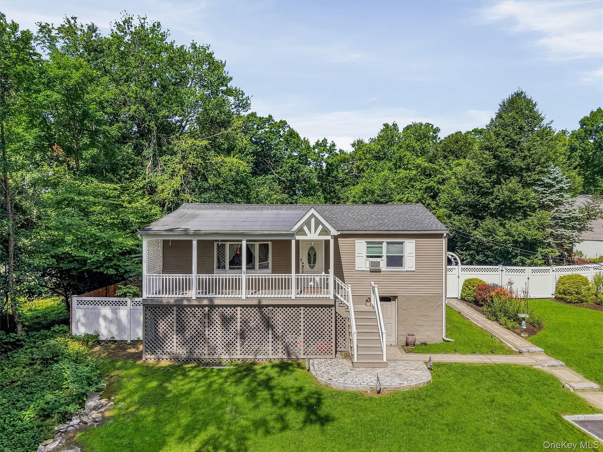 Single Family Kent Shore Drive  Putnam County, NY 10512, MLS-1023077-2