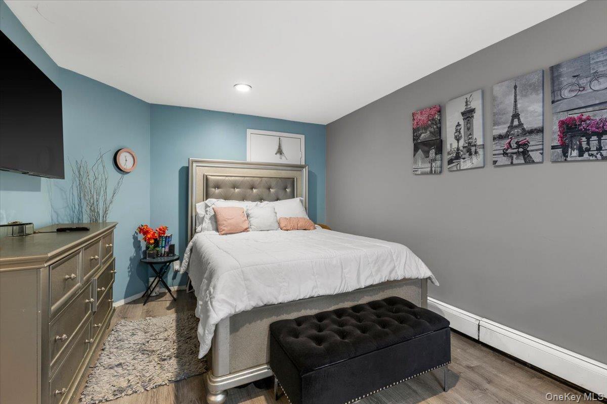 Single Family Eastchester Road Bronx, NY 10469, MLS-1023087-16