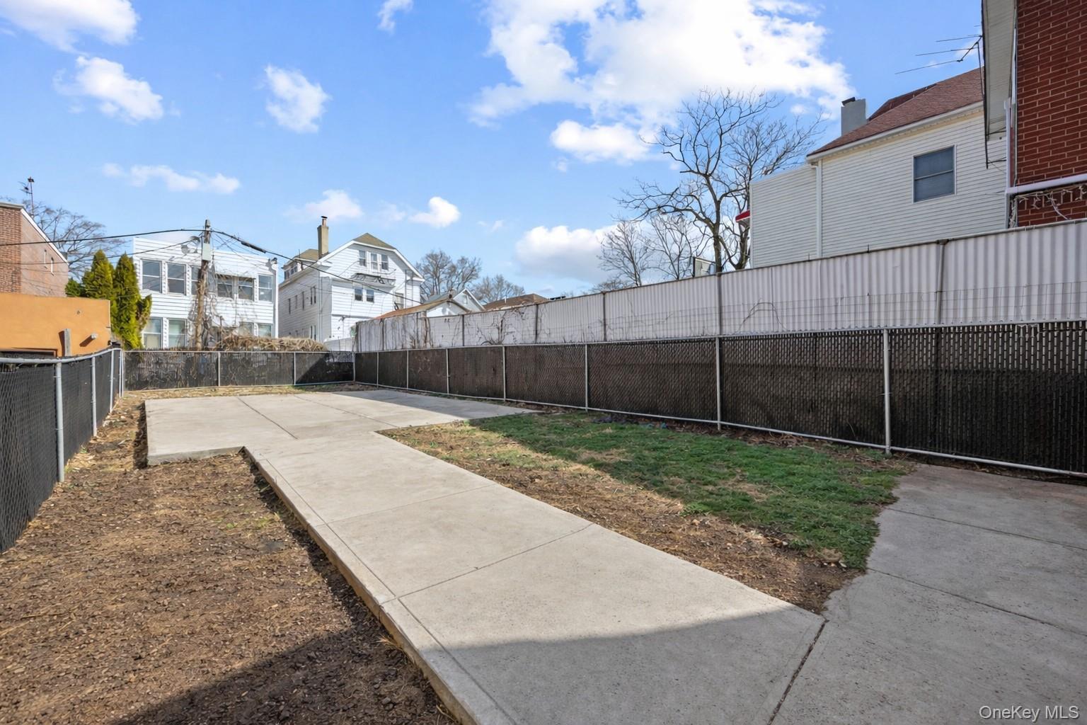 Single Family E 224th Street  Bronx, NY 10466, MLS-1023088-14