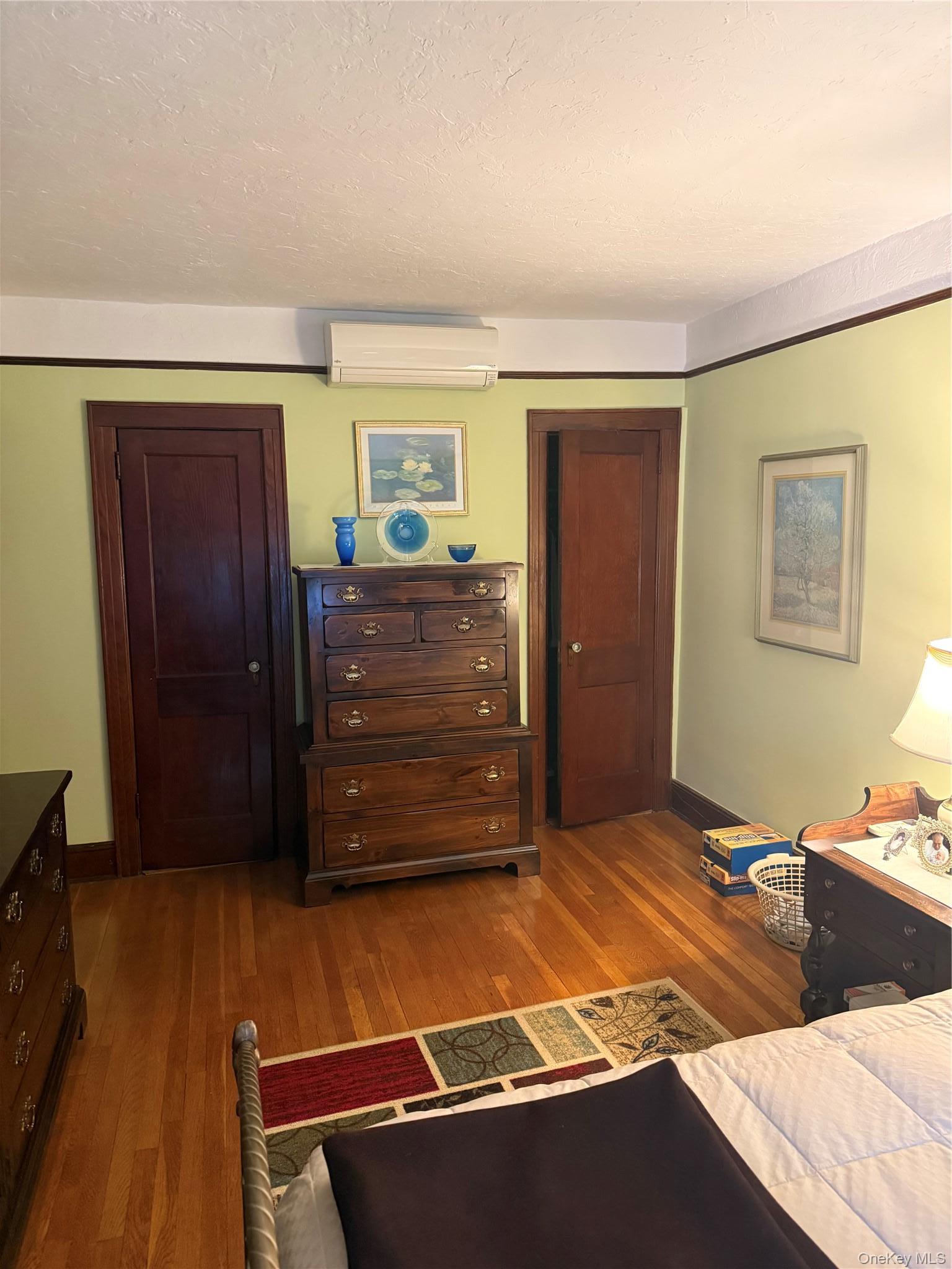 Single Family 84th Street Queens, NY 11379, MLS-1023100-17
