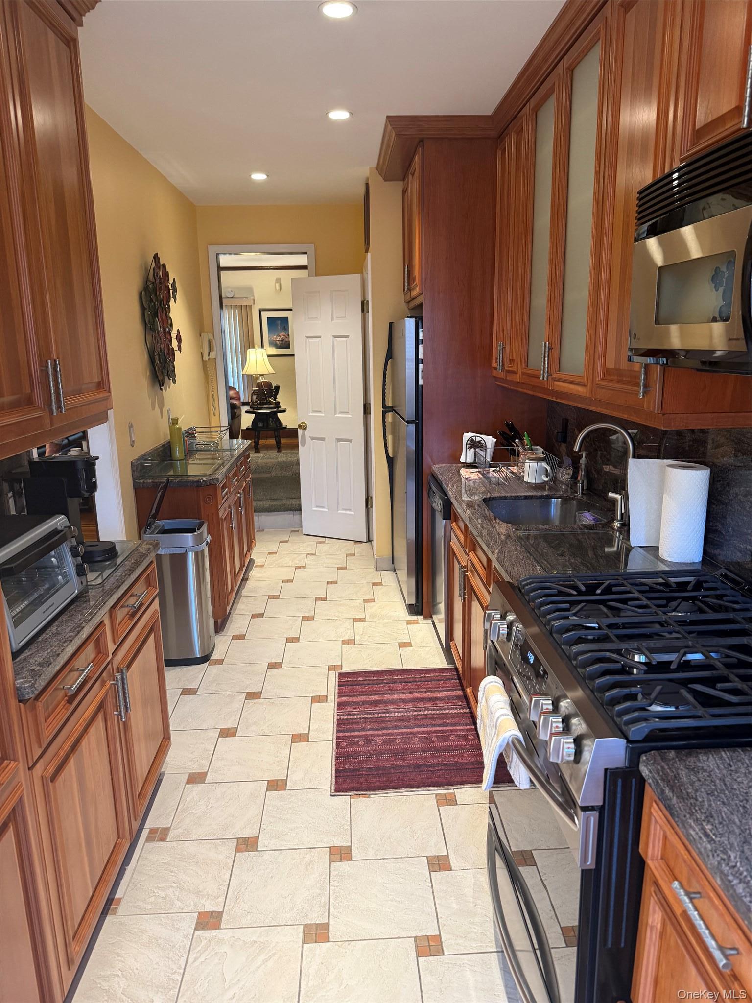 Single Family 84th Street Queens, NY 11379, MLS-1023100-6
