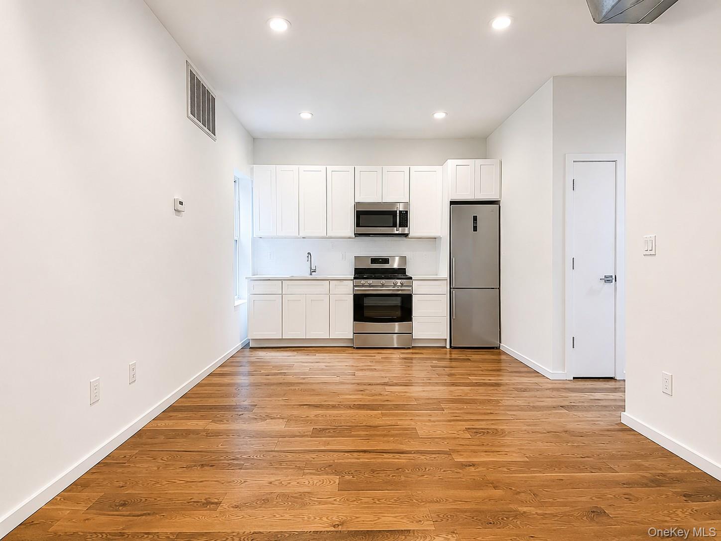 Single Family Rockaway Avenue Brooklyn, NY 11233, MLS-1023103-3