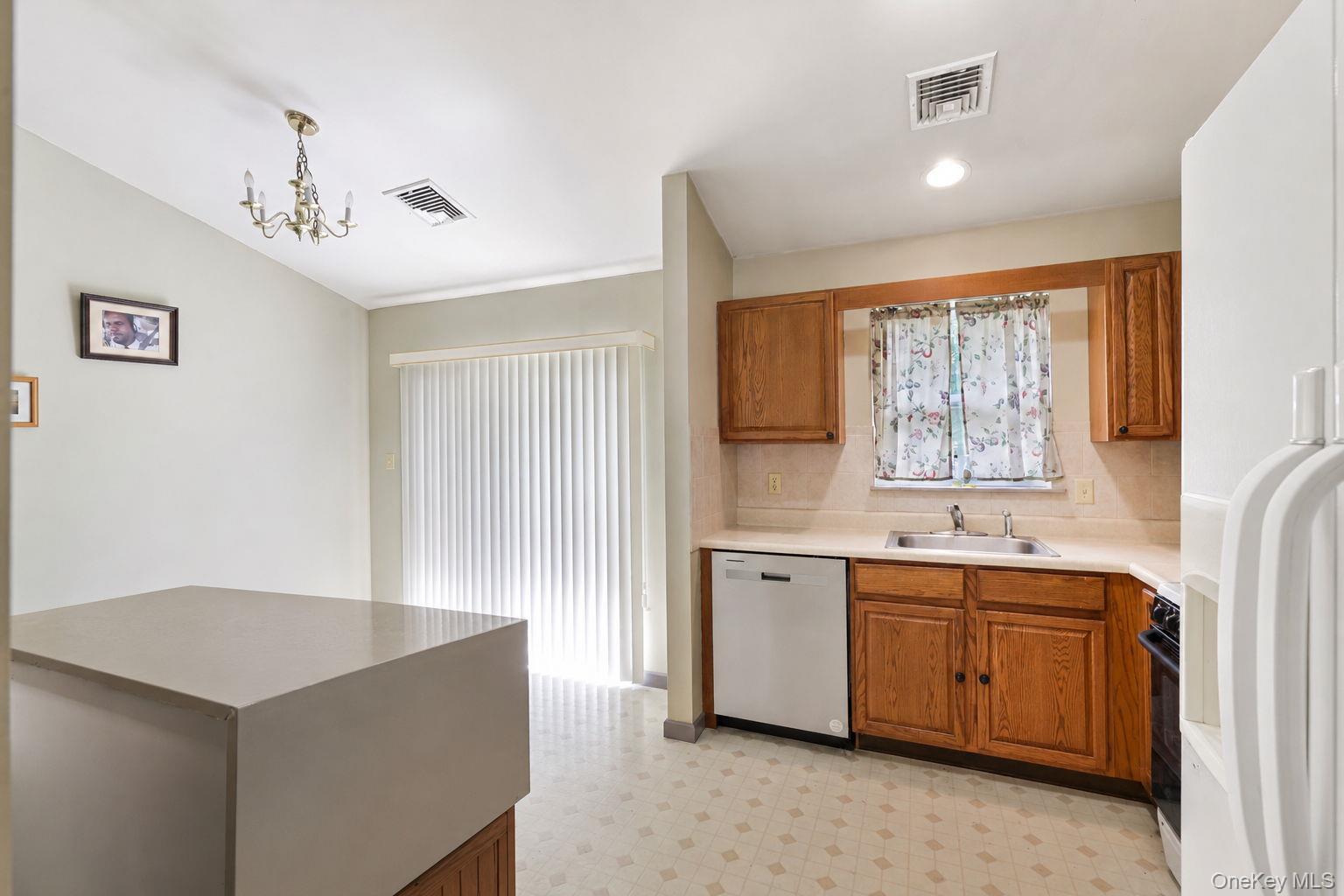 Single Family Stanford Court Orange County, NY 12586, MLS-1023145-17
