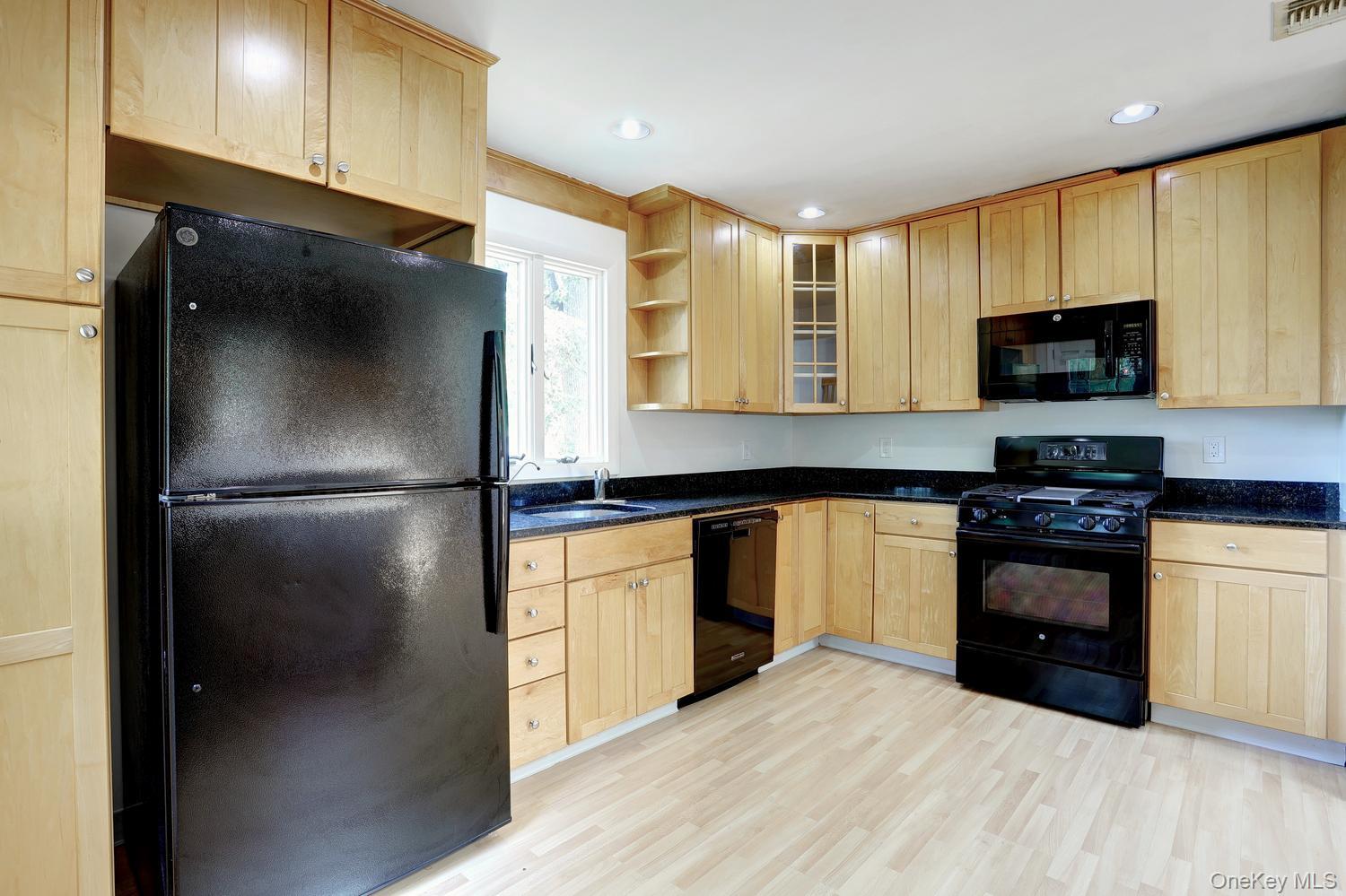 Single Family Charlotte Drive Rockland County, NY 10977, MLS-1023150-10