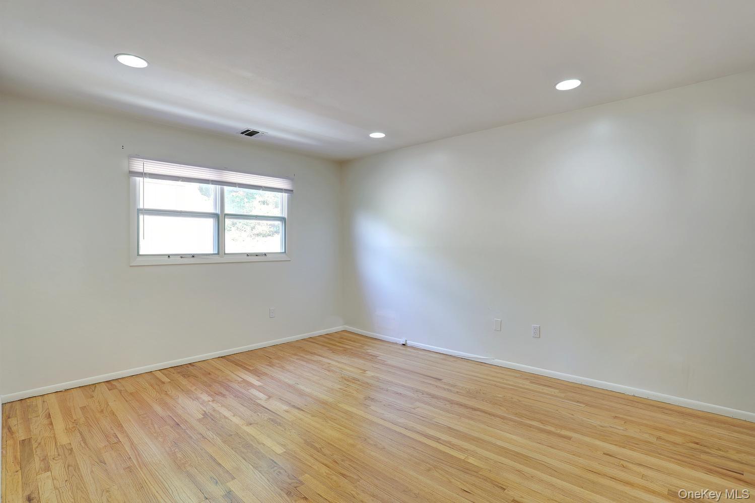 Single Family Charlotte Drive Rockland County, NY 10977, MLS-1023150-18