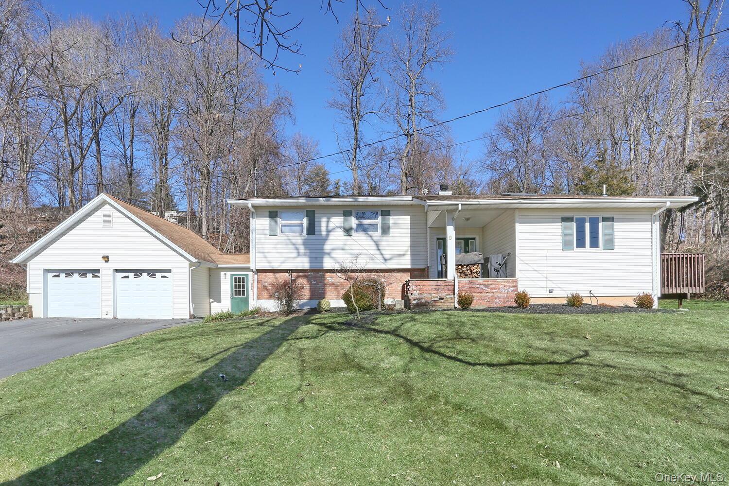 Single Family Charlotte Drive Rockland County, NY 10977, MLS-1023150-38