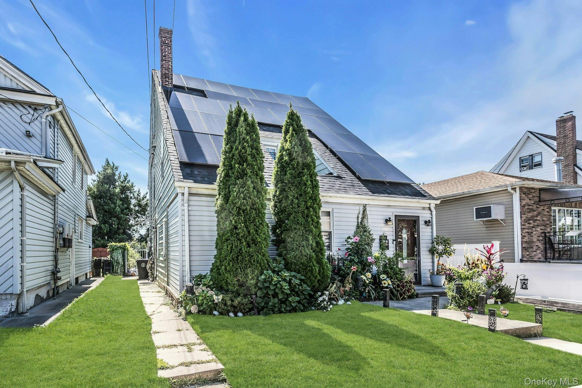 Single Family 103rd Avenue Queens, NY 11423, MLS-1023152-12