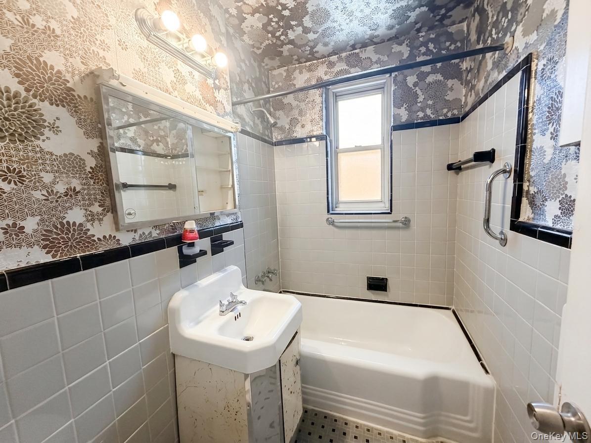 Coop Brigham Street Brooklyn, NY 11229, MLS-1023184-8