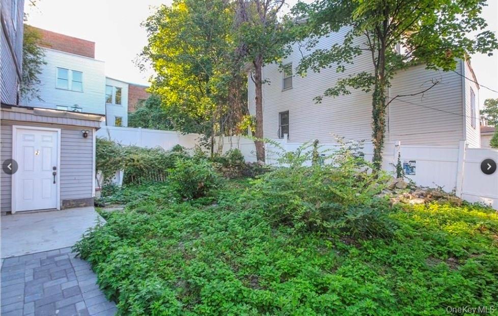 Single Family Heath Avenue Bronx, NY 10463, MLS-1023200-2