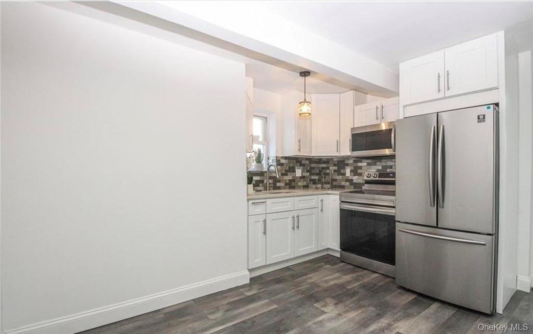 Single Family Heath Avenue Bronx, NY 10463, MLS-1023200-23
