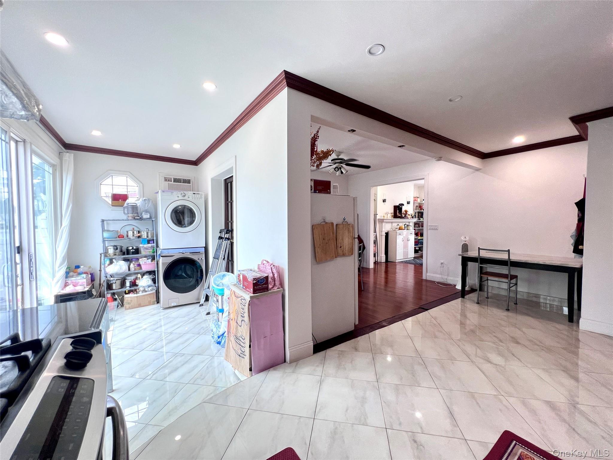 Single Family 145th Place  Queens, NY 11357, MLS-1023201-10