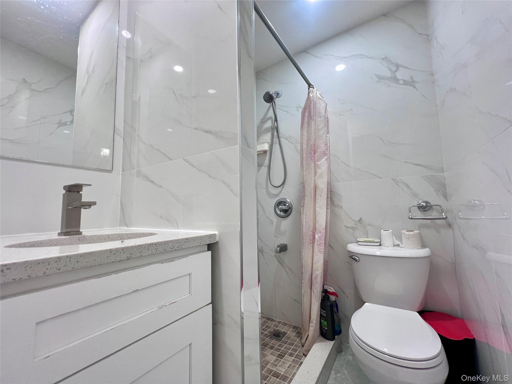 Single Family 145th Place  Queens, NY 11357, MLS-1023201-21