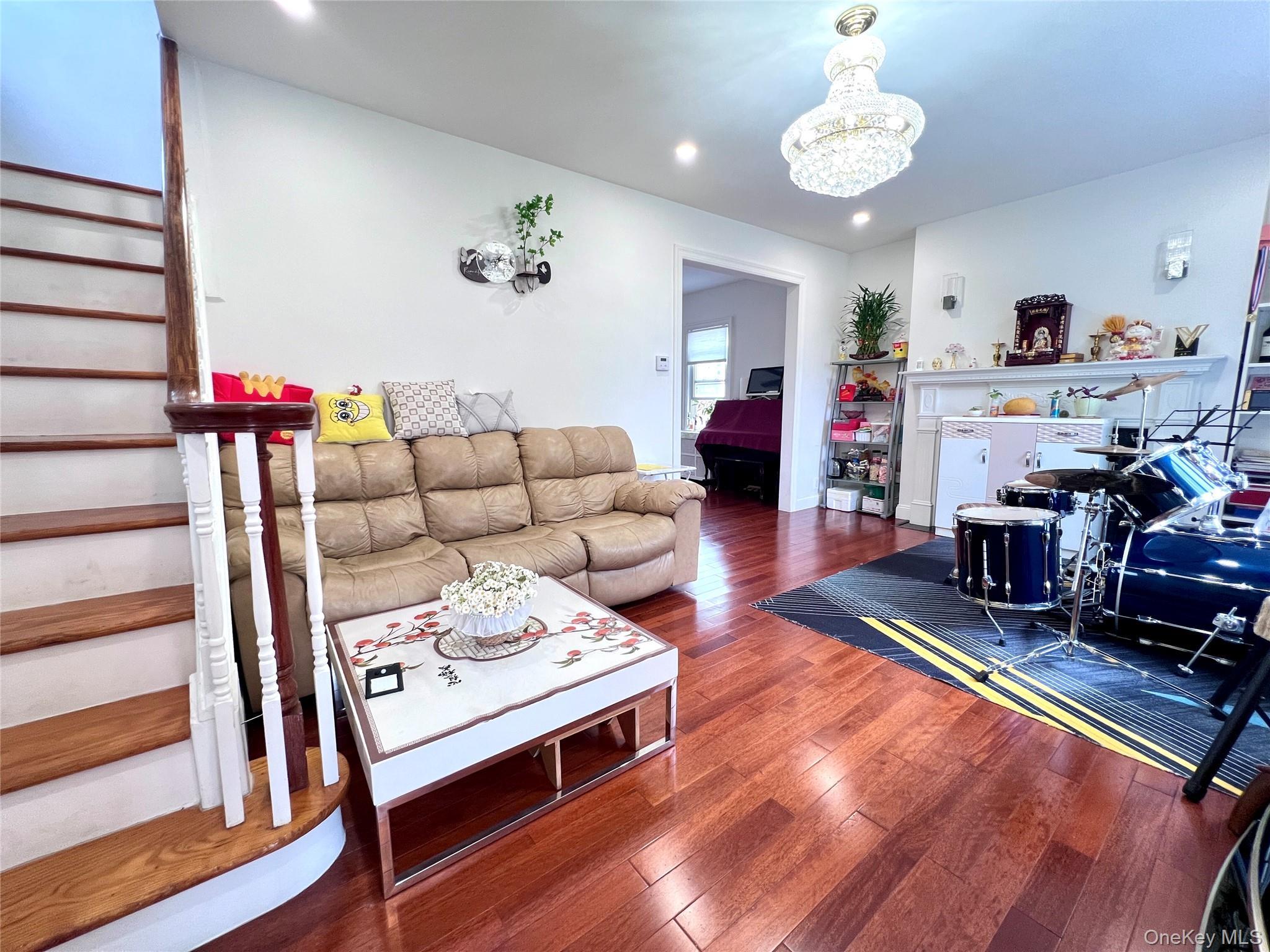 Single Family 145th Place  Queens, NY 11357, MLS-1023201-4