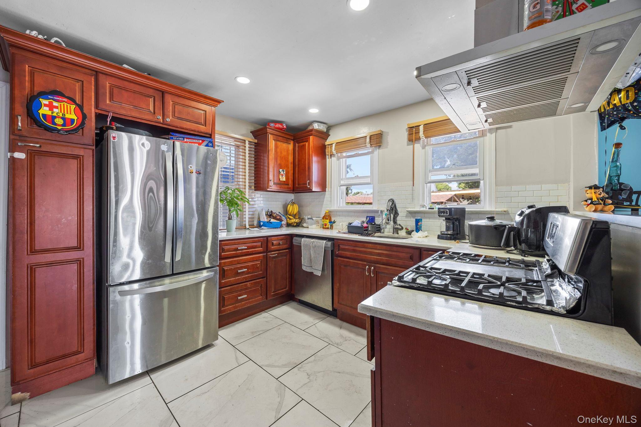 Single Family Allers Boulevard  Nassau County, NY 11575, MLS-1023206-7