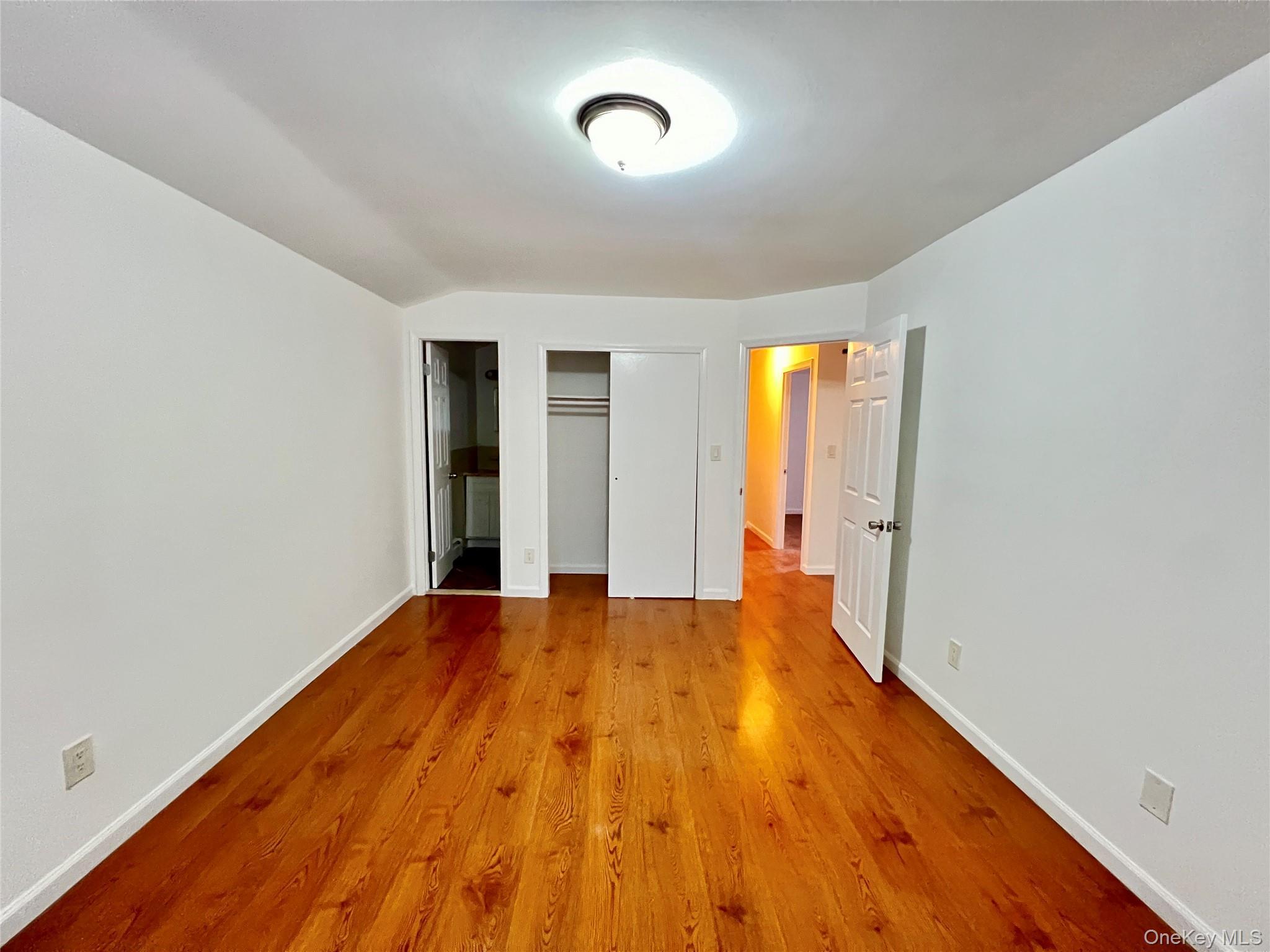 Single Family Little Neck Parkway  Queens, NY 11004, MLS-1023213-18