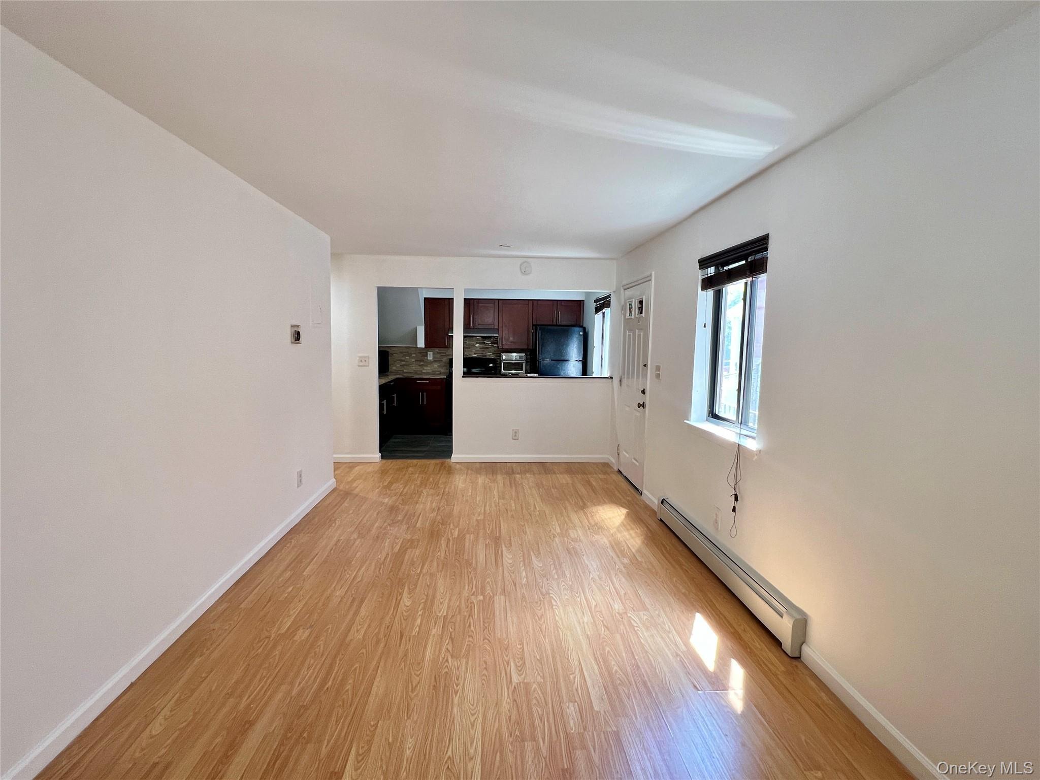 Single Family Little Neck Parkway  Queens, NY 11004, MLS-1023213-27