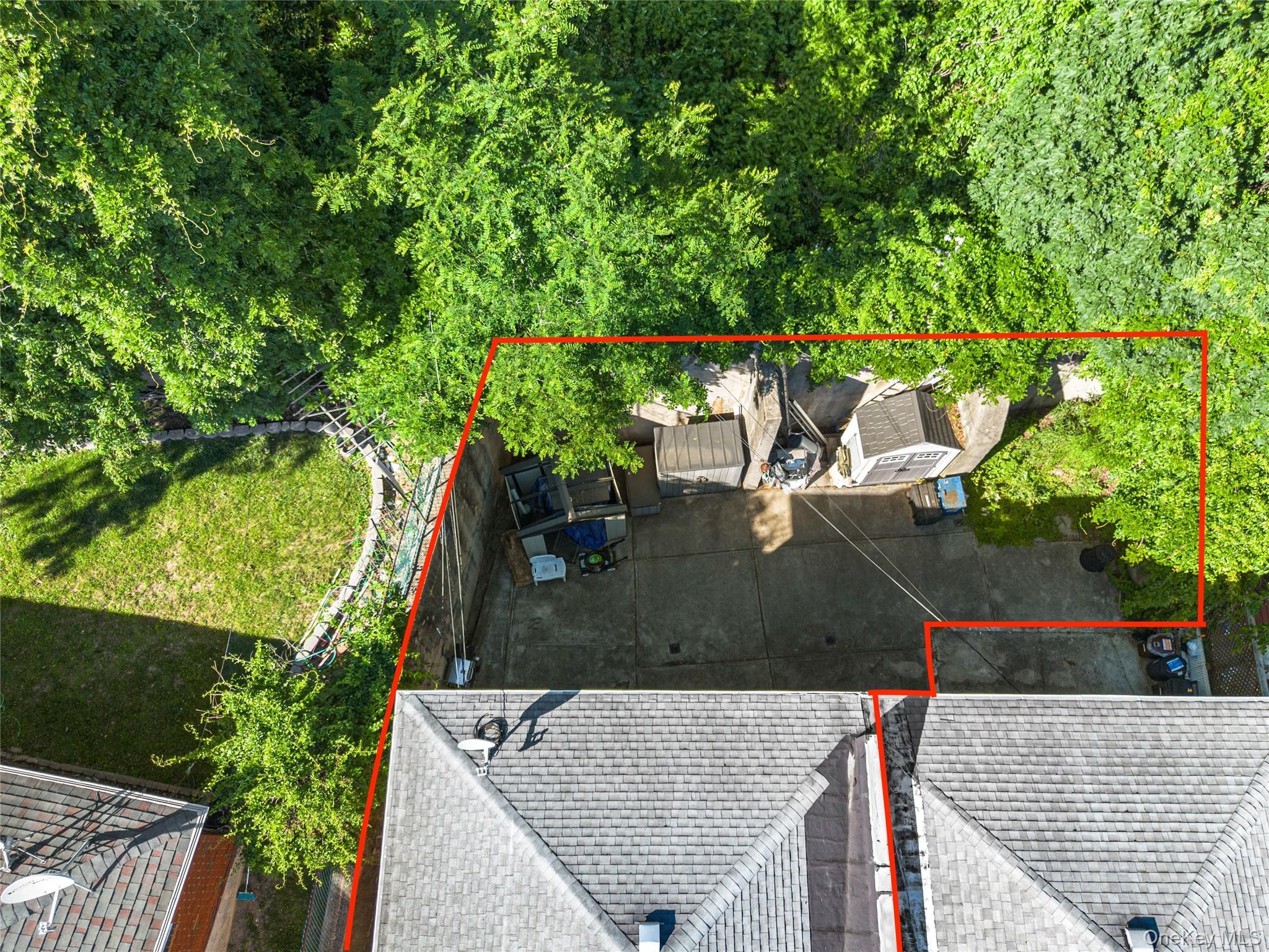 Single Family Little Neck Parkway  Queens, NY 11004, MLS-1023213-3