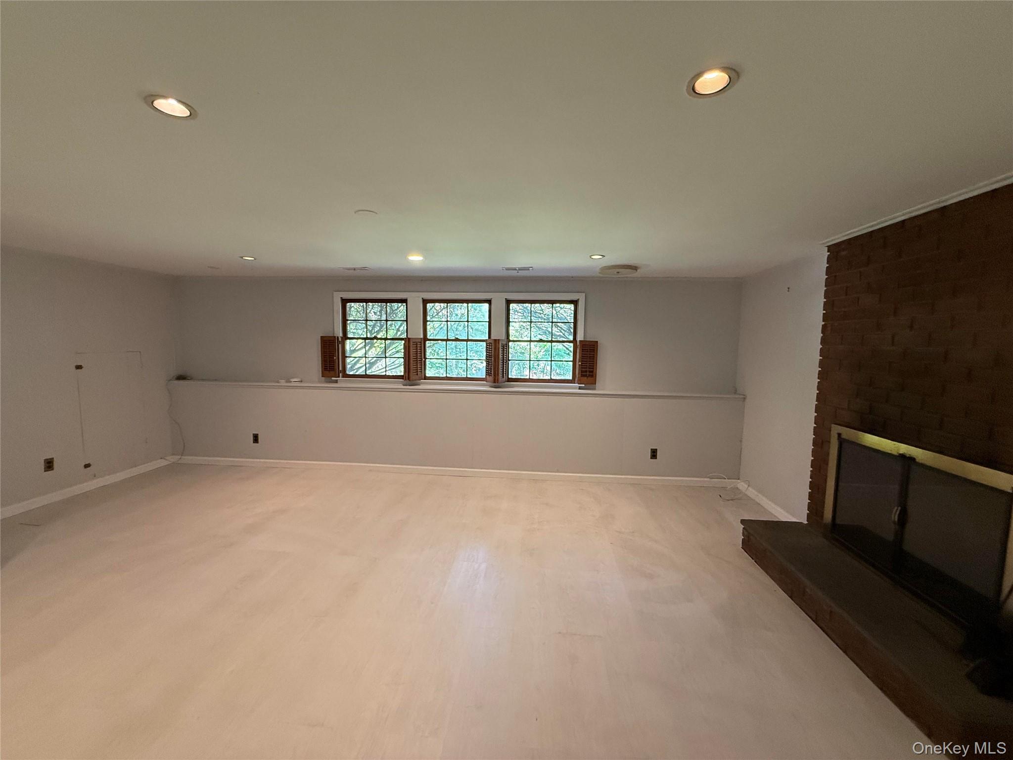 Single Family Quakerbridge Road Westchester County, NY 10562, MLS-1023270-2