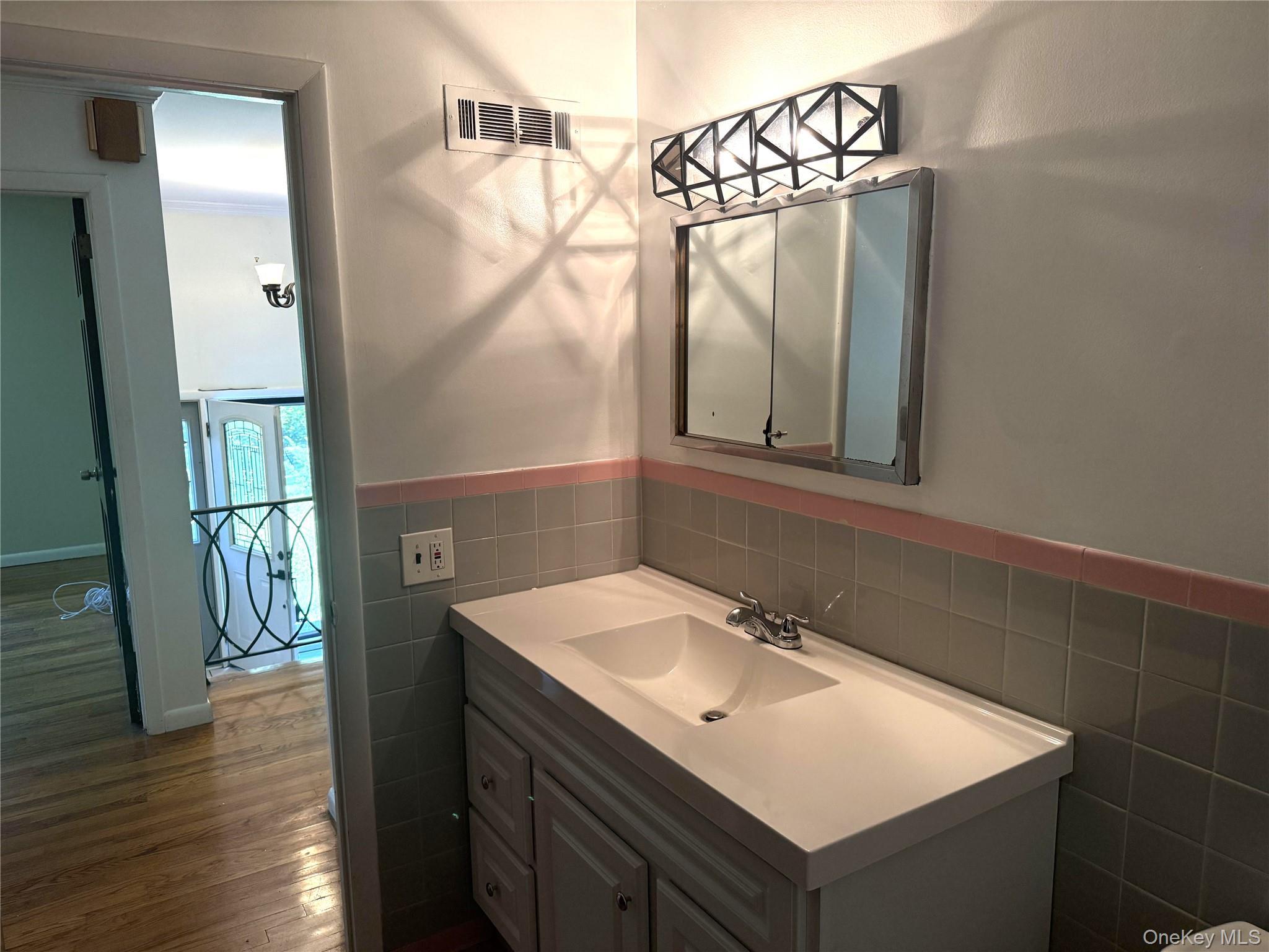 Single Family Quakerbridge Road Westchester County, NY 10562, MLS-1023270-5